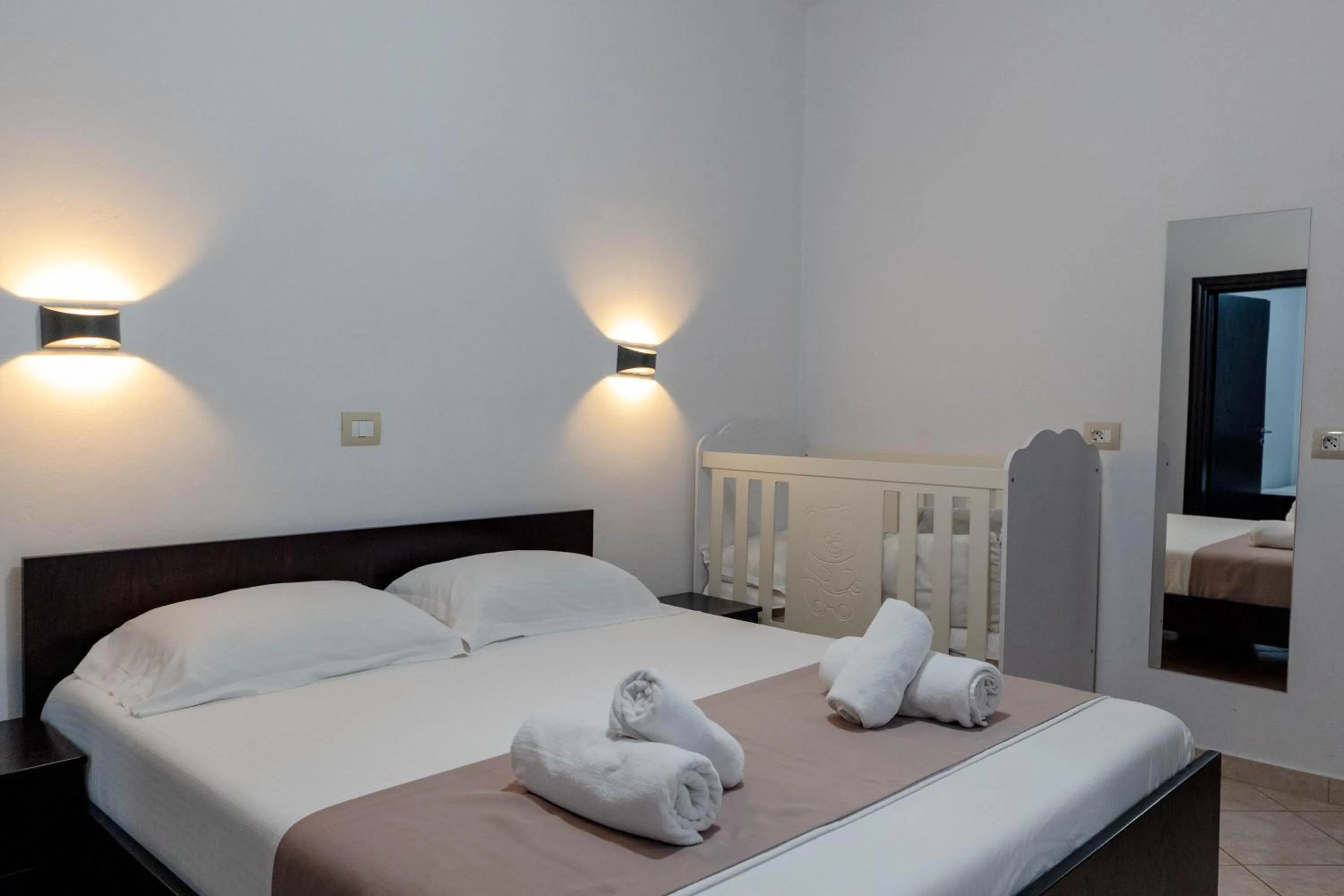 Bedroom, Bed in Mariksel HOTEL