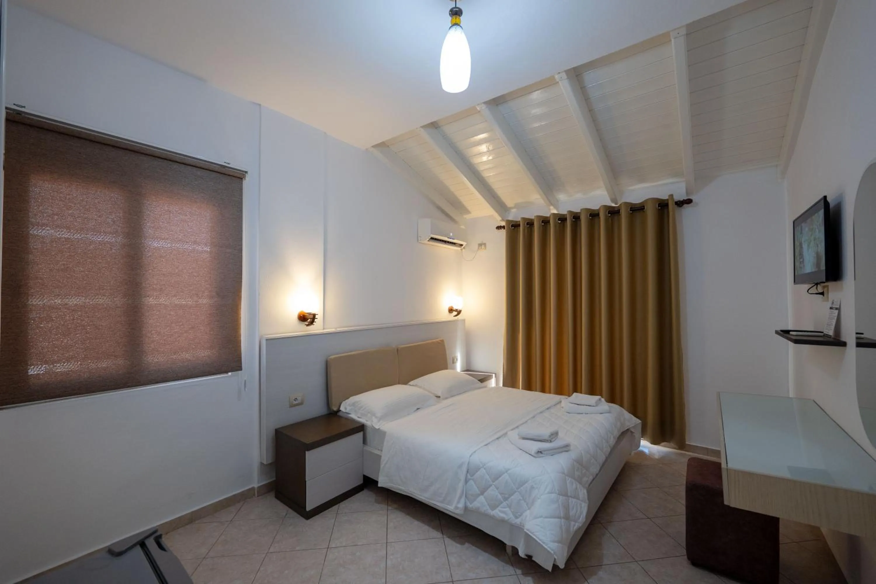 Photo of the whole room, Bed in Mariksel HOTEL