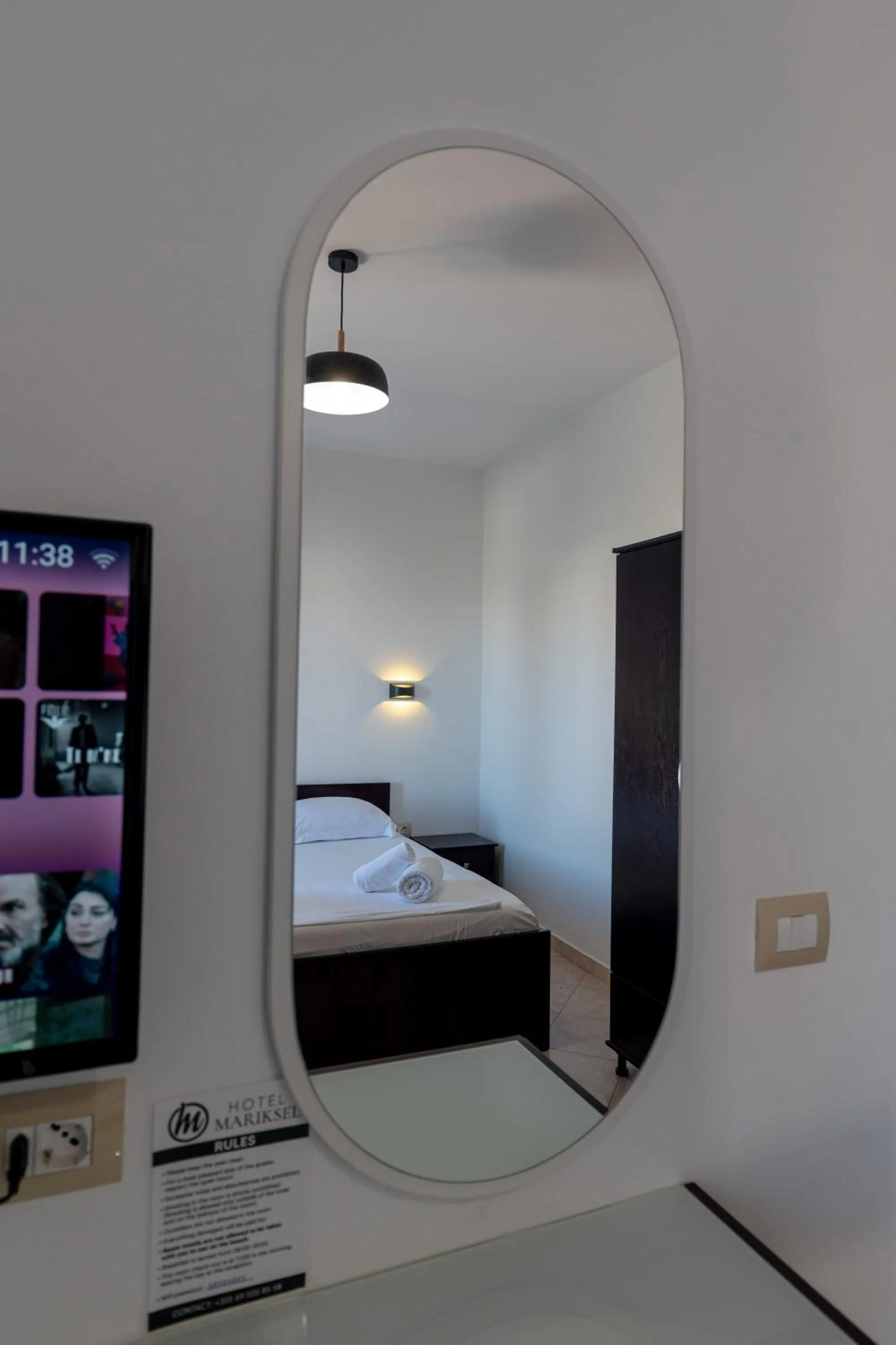 TV and multimedia, Bed in Mariksel HOTEL