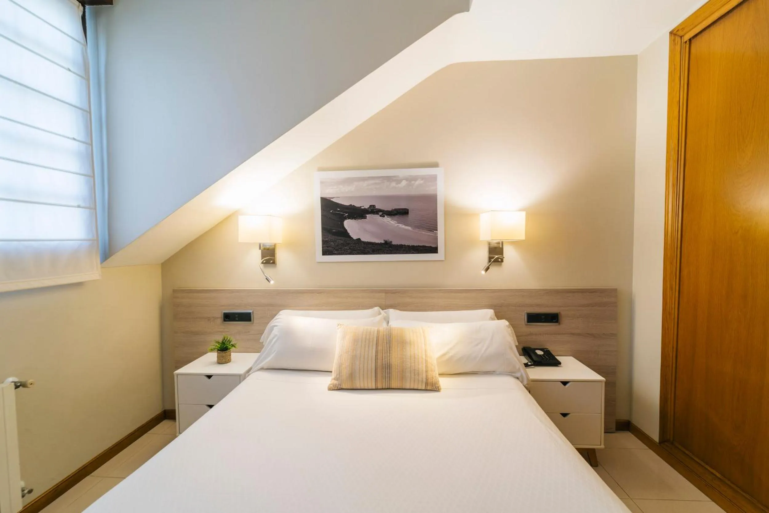 Bedroom, Bed in Miracielos