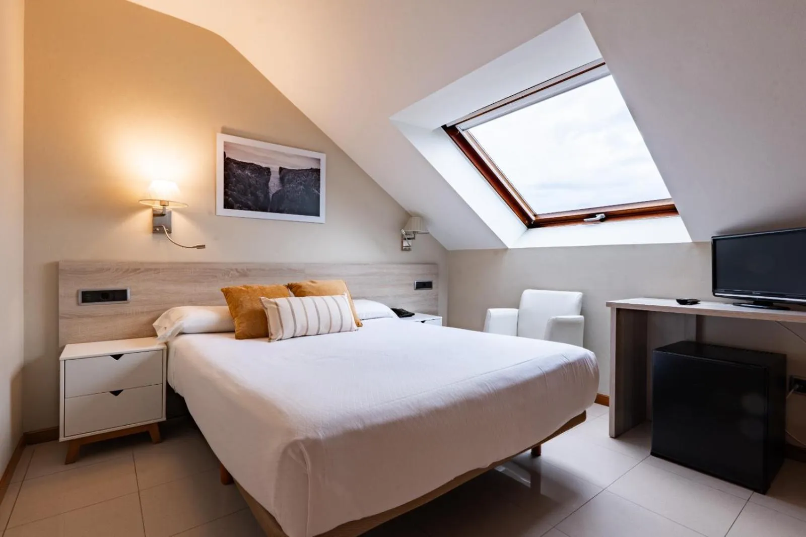 Bedroom, Bed in Miracielos