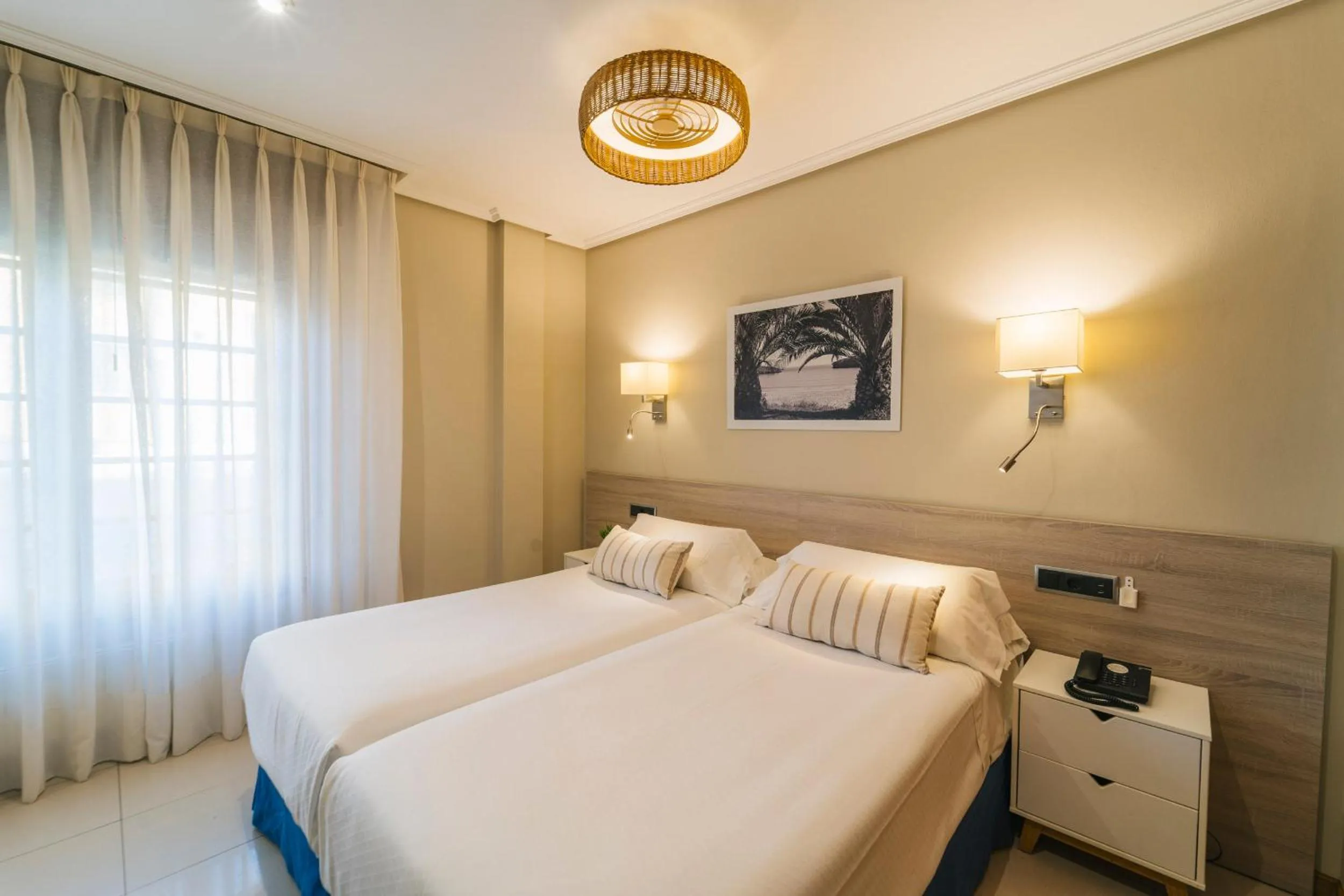 Bedroom, Bed in Miracielos