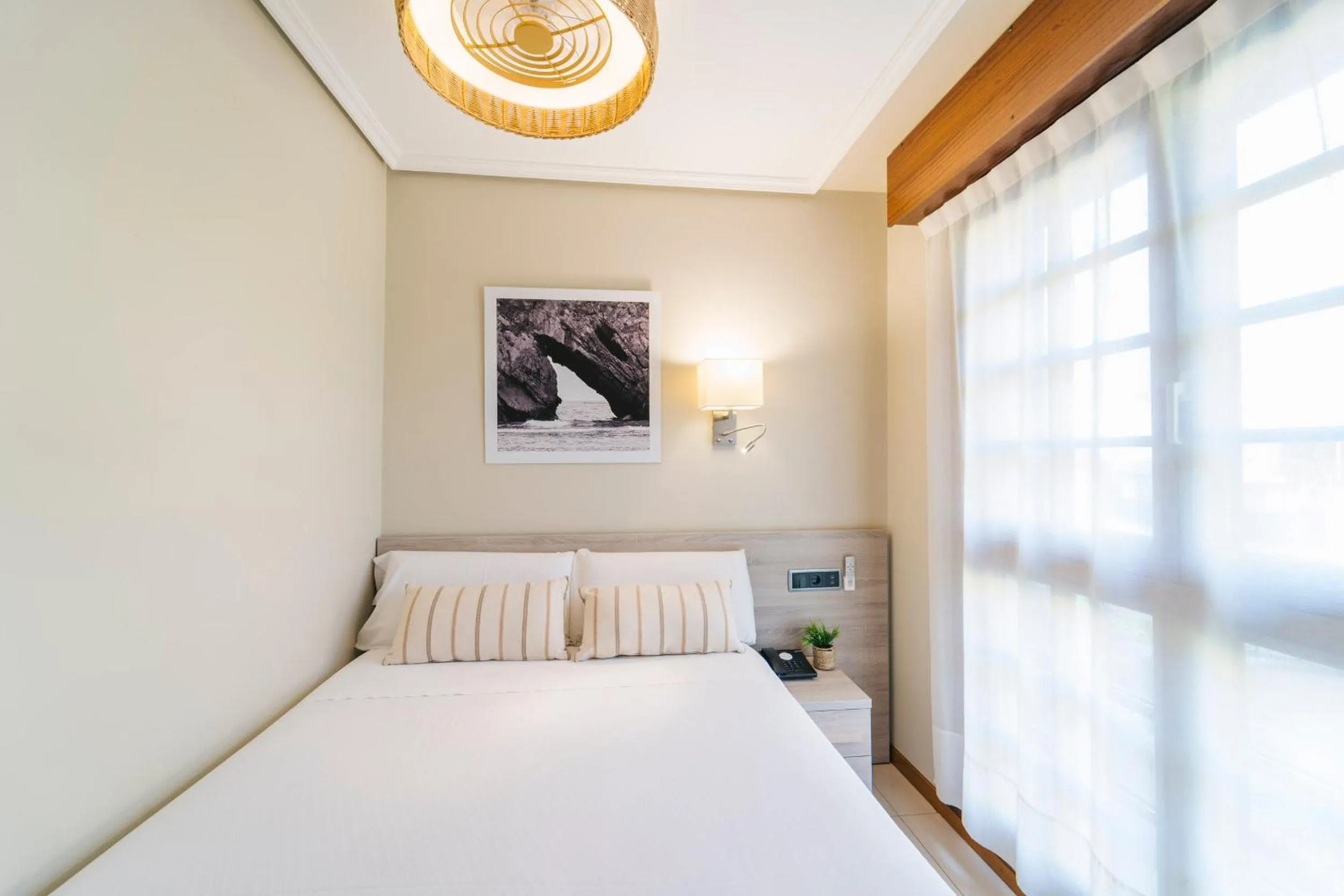 Bedroom, Bed in Miracielos