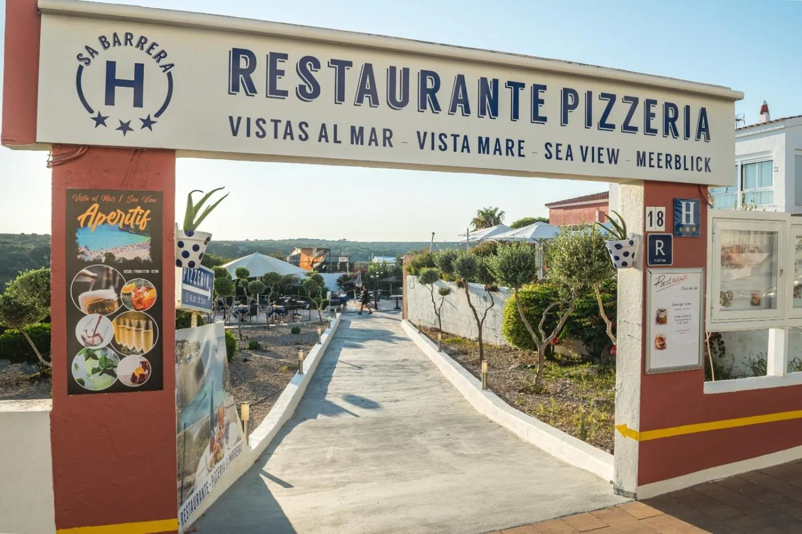 Restaurant/places to eat in Hotel Sa Barrera - Adults Only