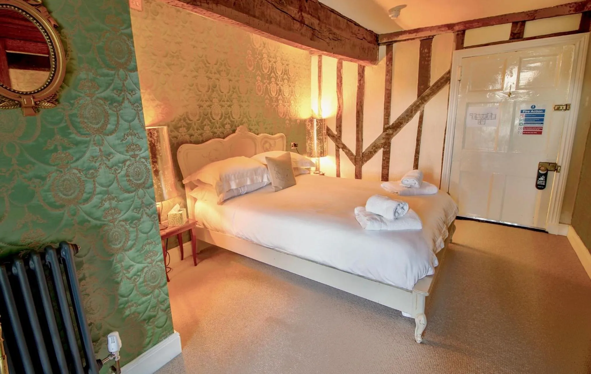 Photo of the whole room, Bed in Plas Dolguog
