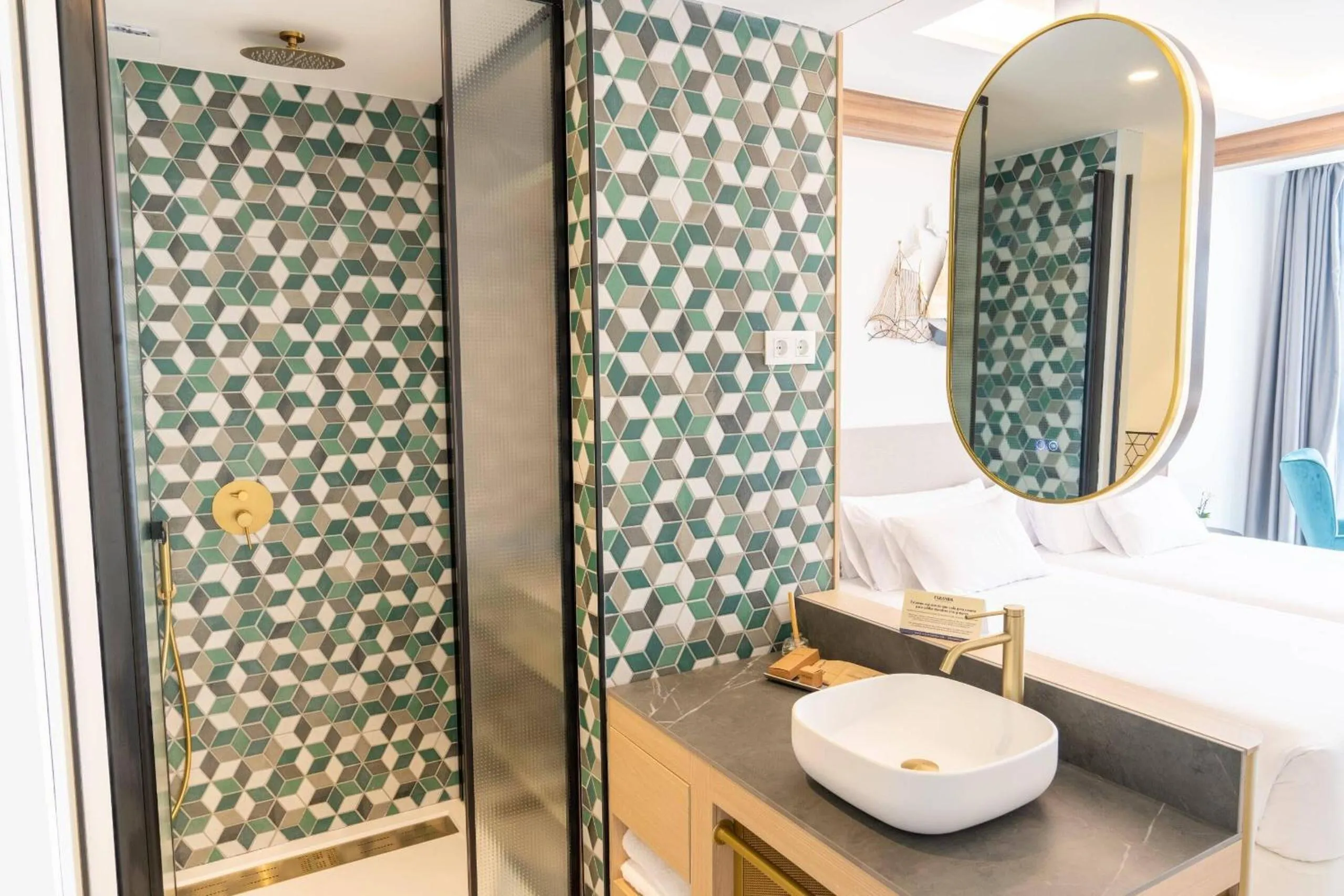 Bedroom, Bed in Hotel Faranda Rias Altas, Ascend Hotel Collection