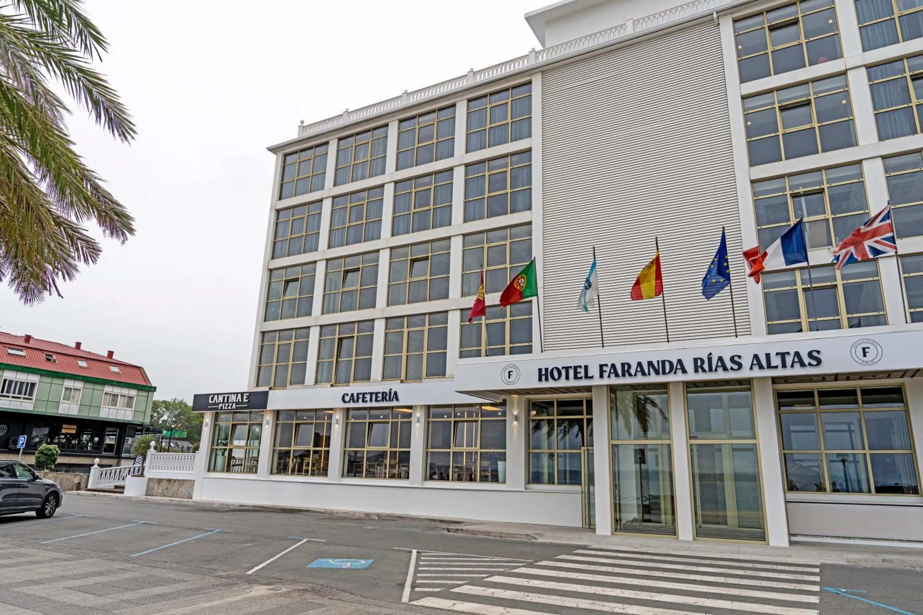 Facade/entrance in Hotel Faranda Rias Altas, Ascend Hotel Collection