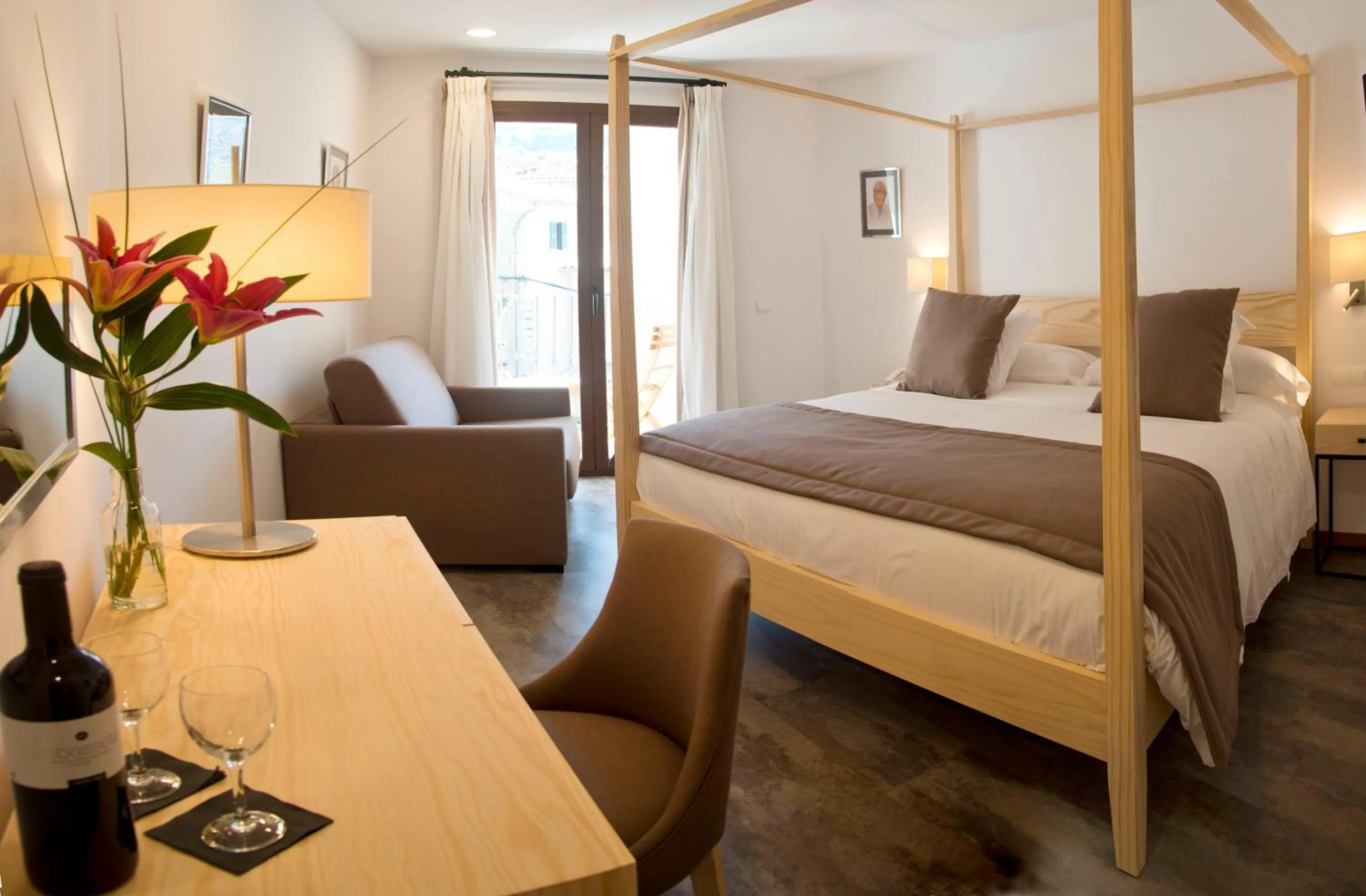 Photo of the whole room, Bed in Gran Hotel Soller