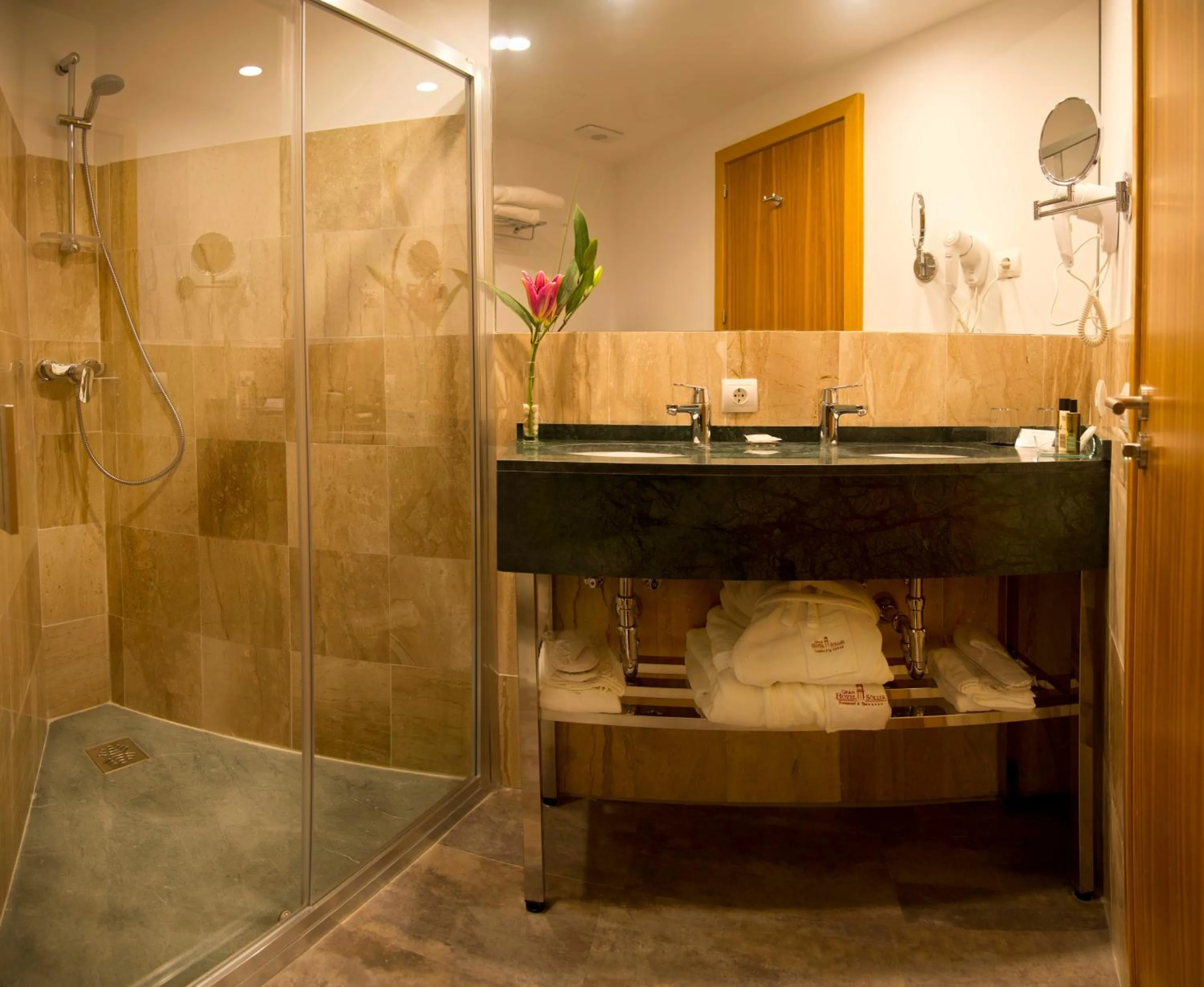 Bathroom in Gran Hotel Soller