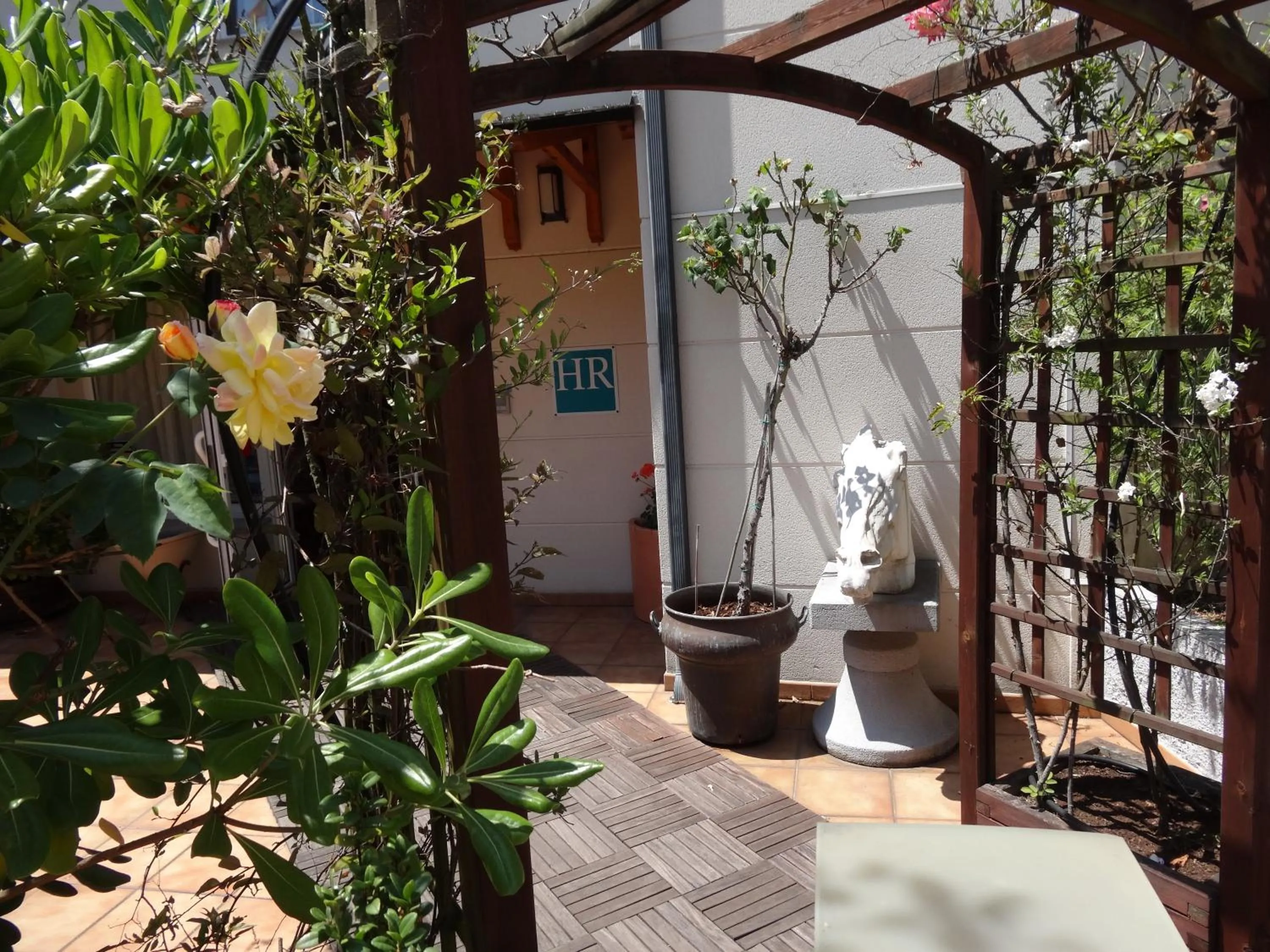 Facade/entrance in Hotel El Pescador