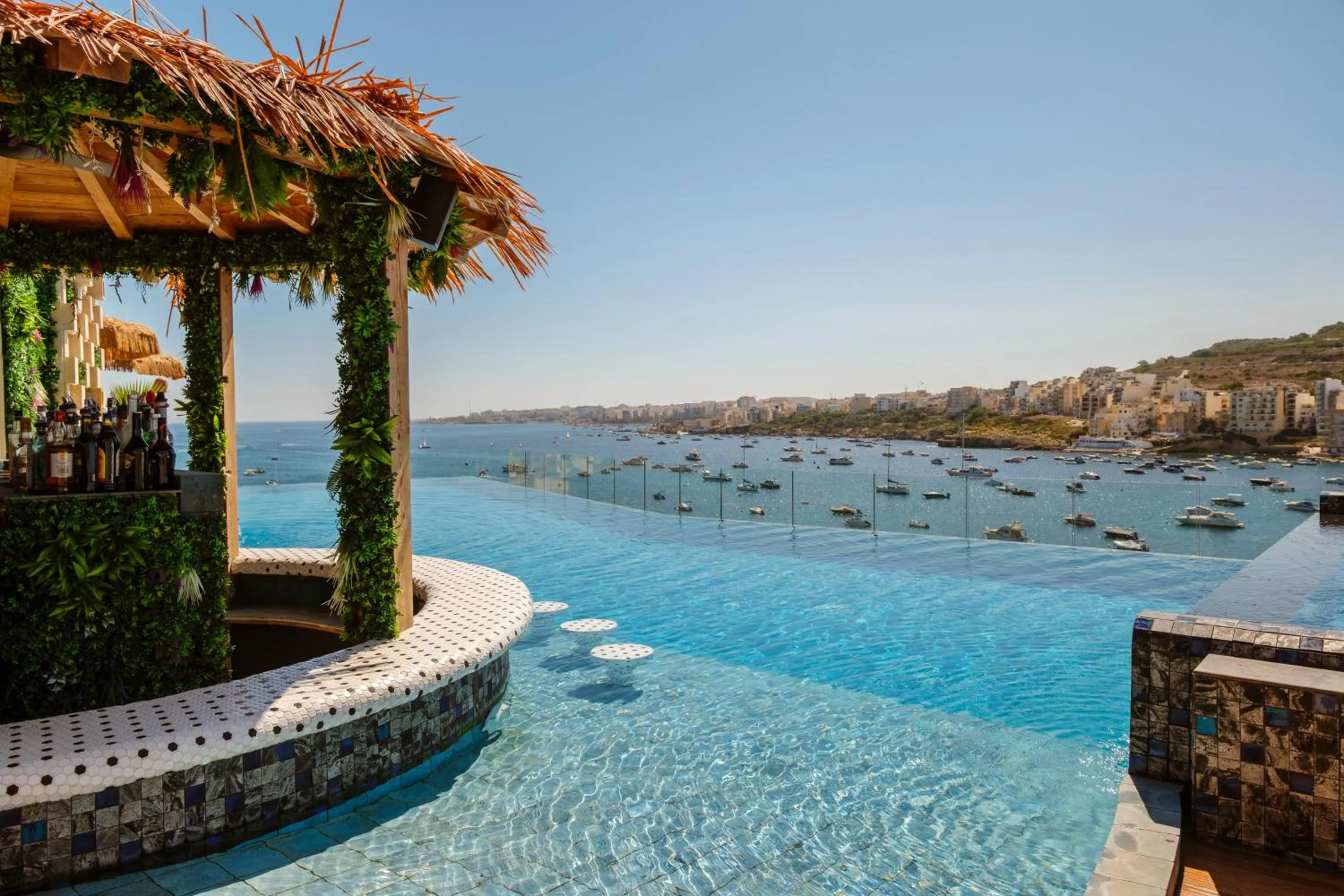 Pool view in Damare Resort & SPA