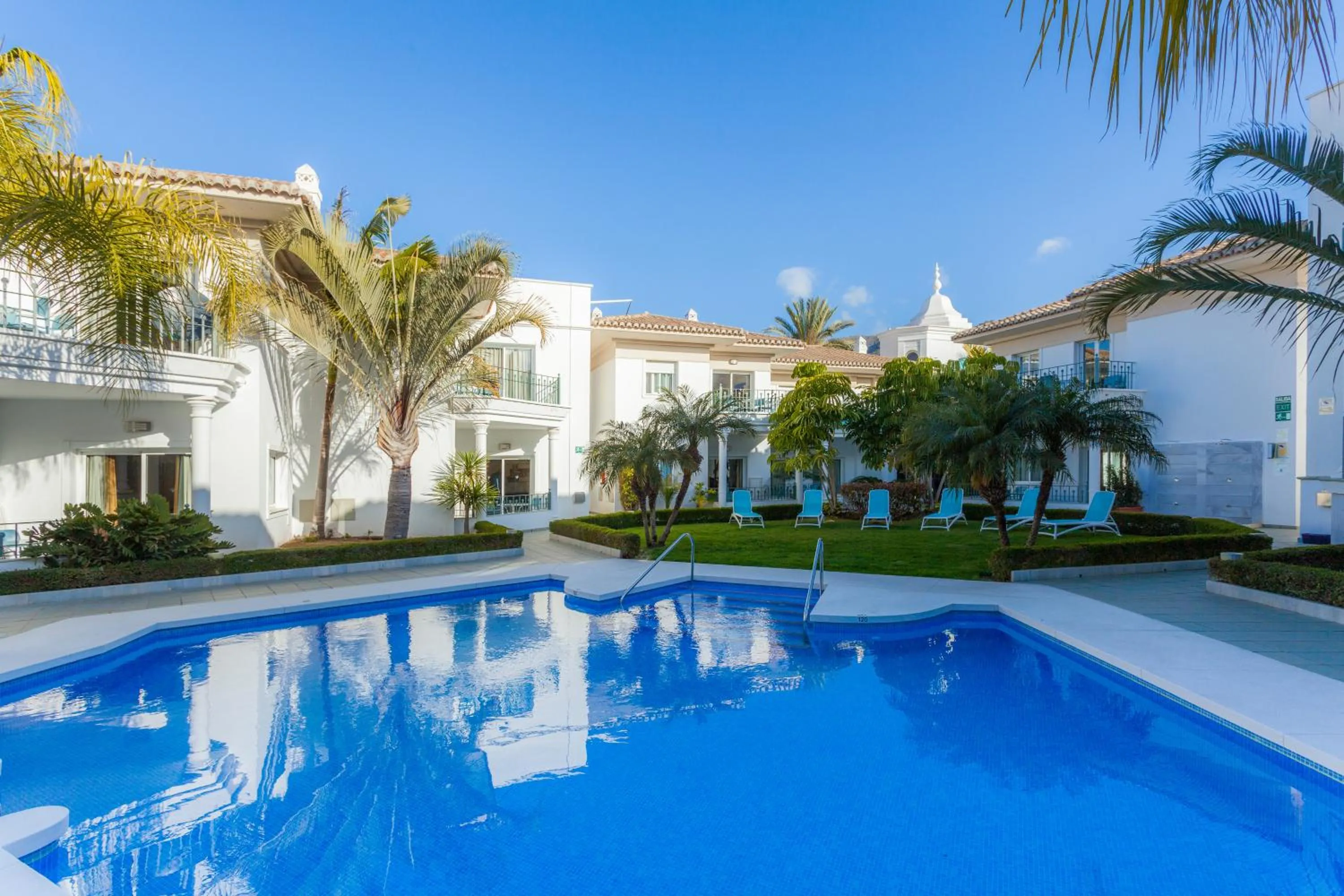 Property building in Apartamentos Marina Turquesa