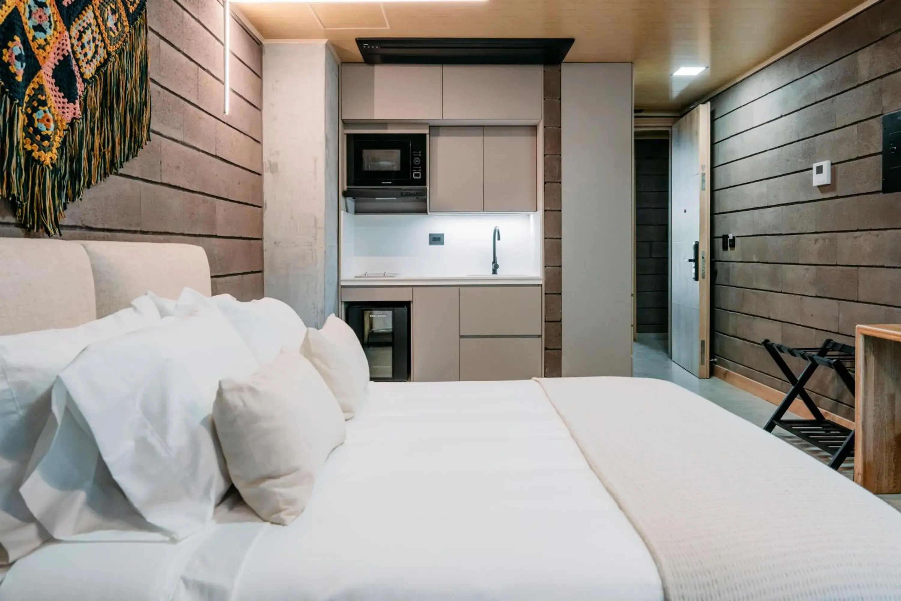 Superior King Room in Hotel Living by Armoniko Superior King Room in Hotel Living by Armoniko