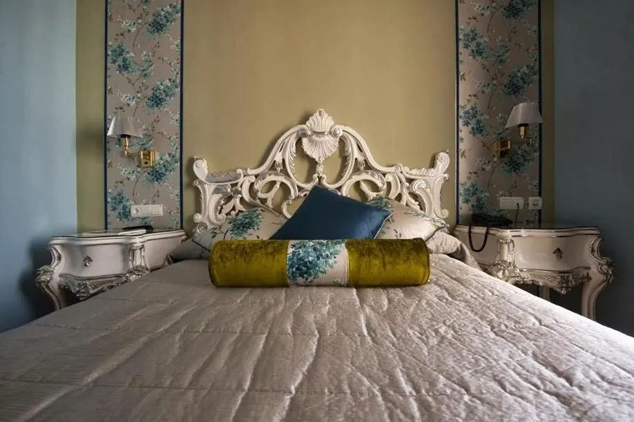 Bed in Adriano Boutique Sevilla