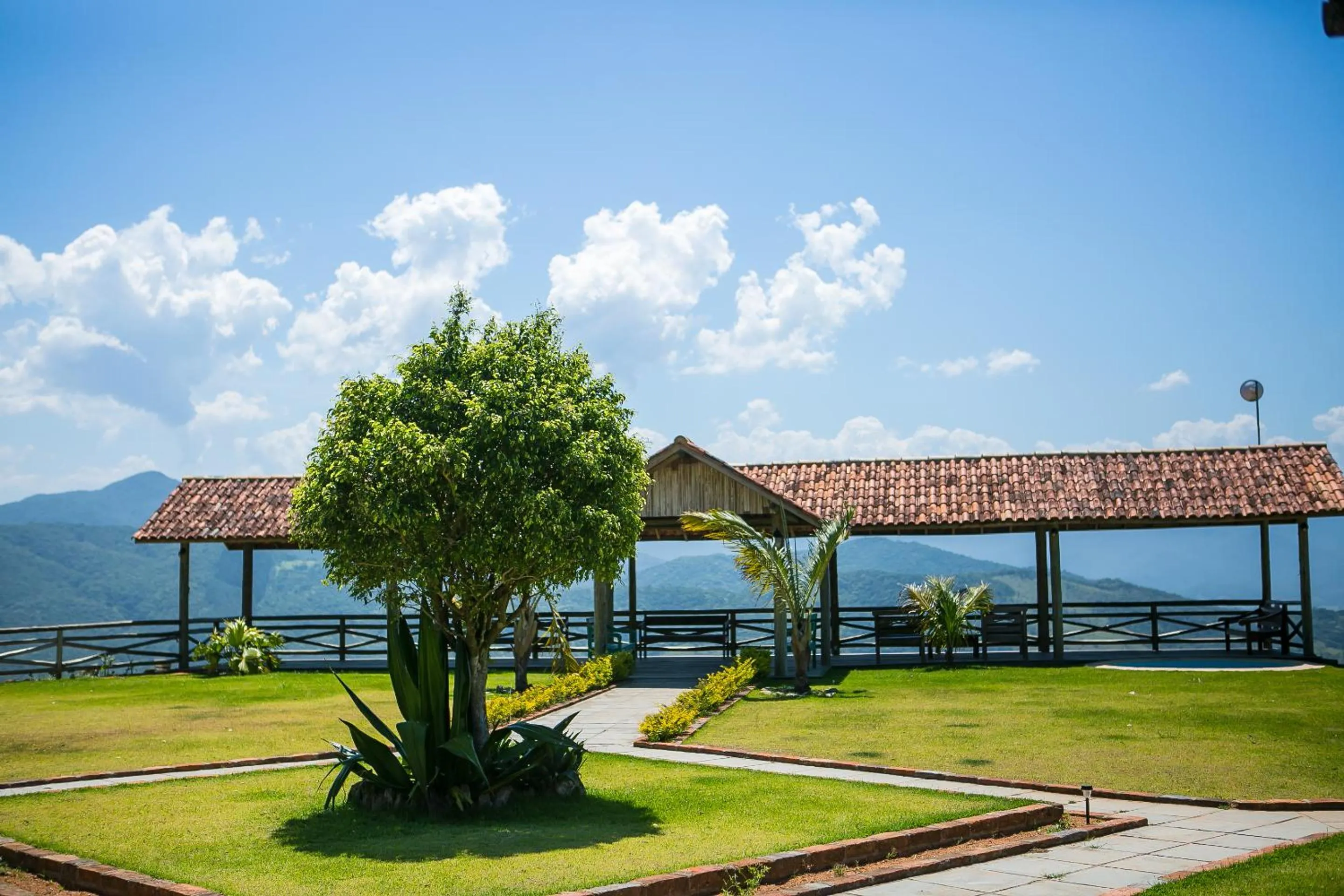 Spring in Eco Mirante Hotel