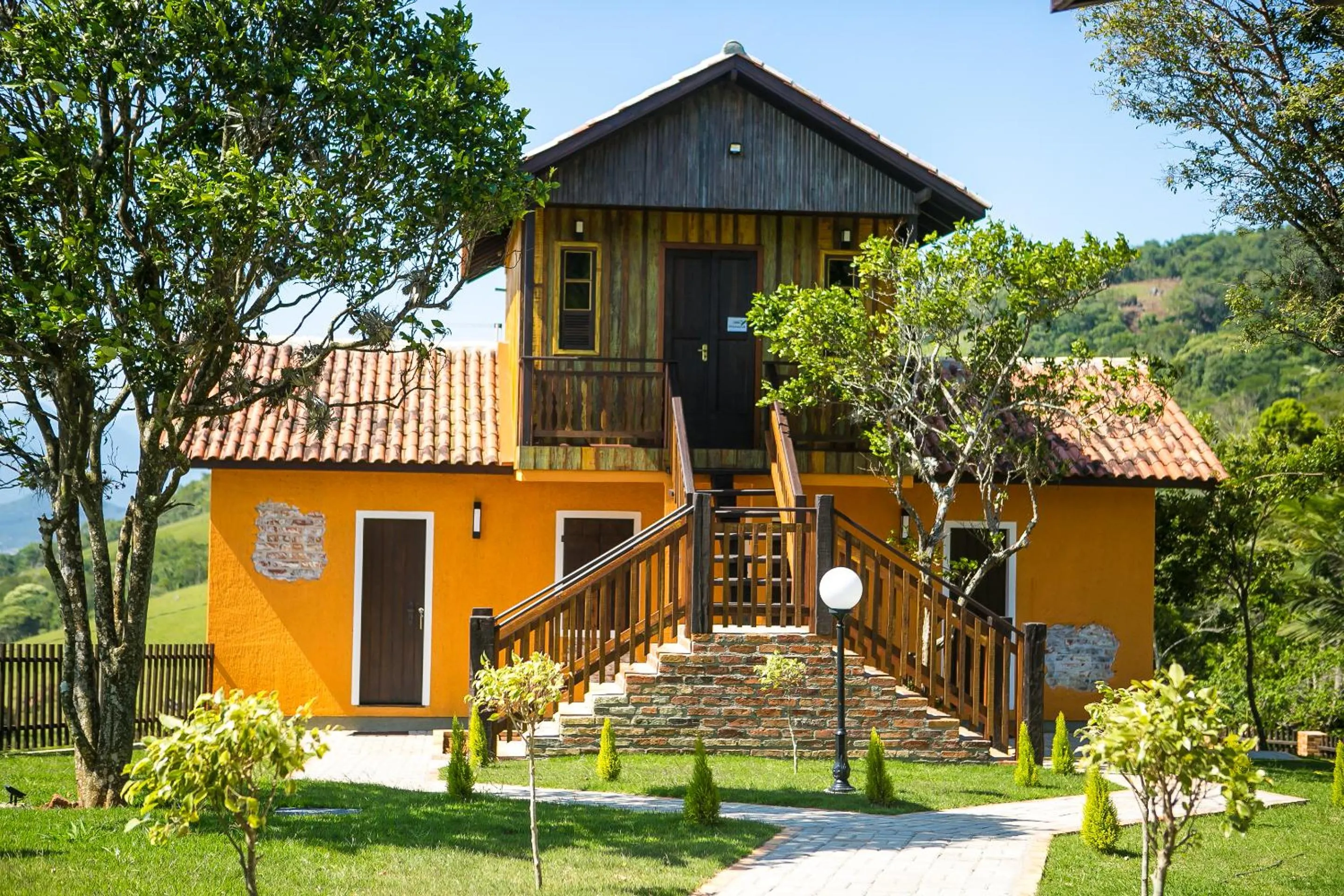 Property building in Eco Mirante Hotel