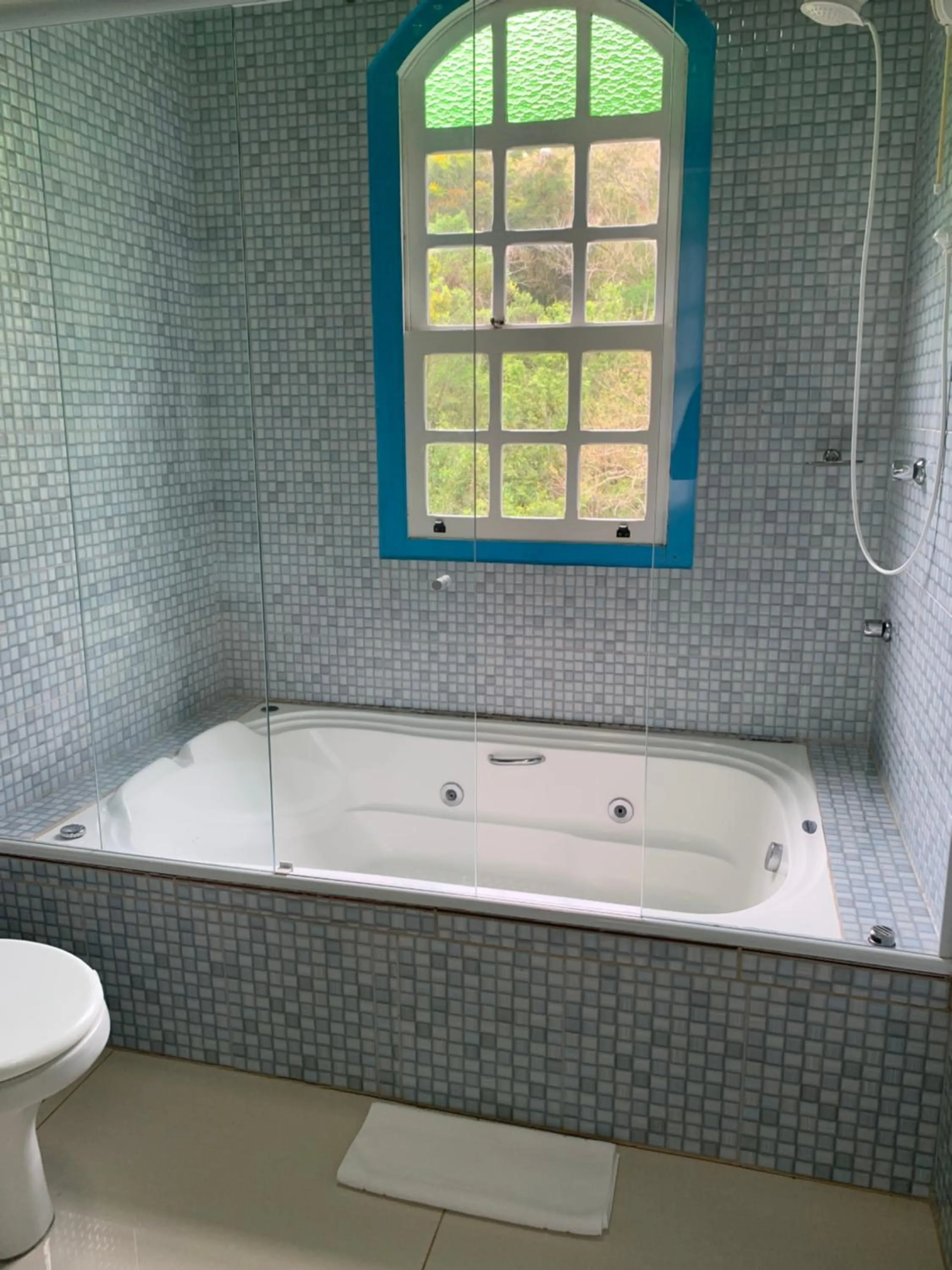 Hot Tub in Eco Mirante Hotel