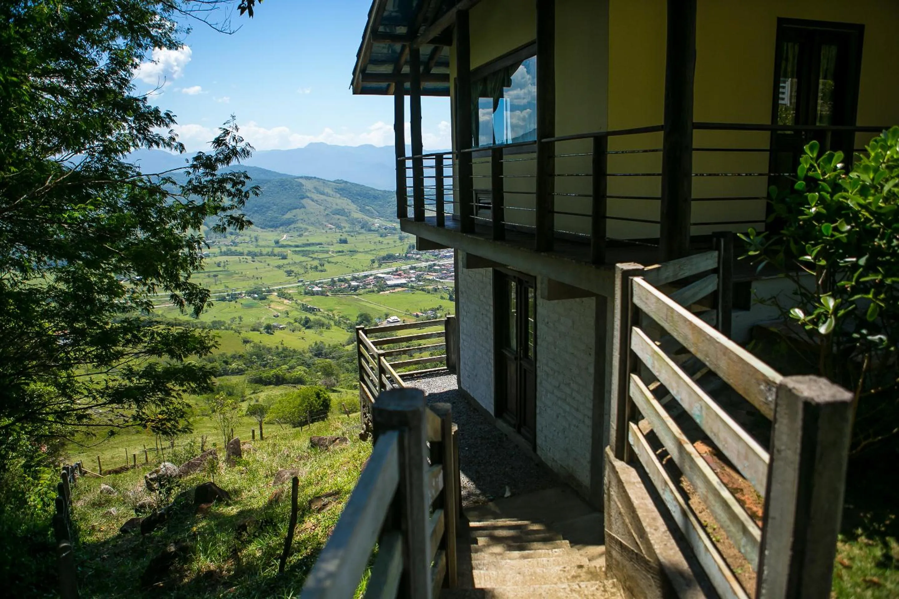Property building in Eco Mirante Hotel
