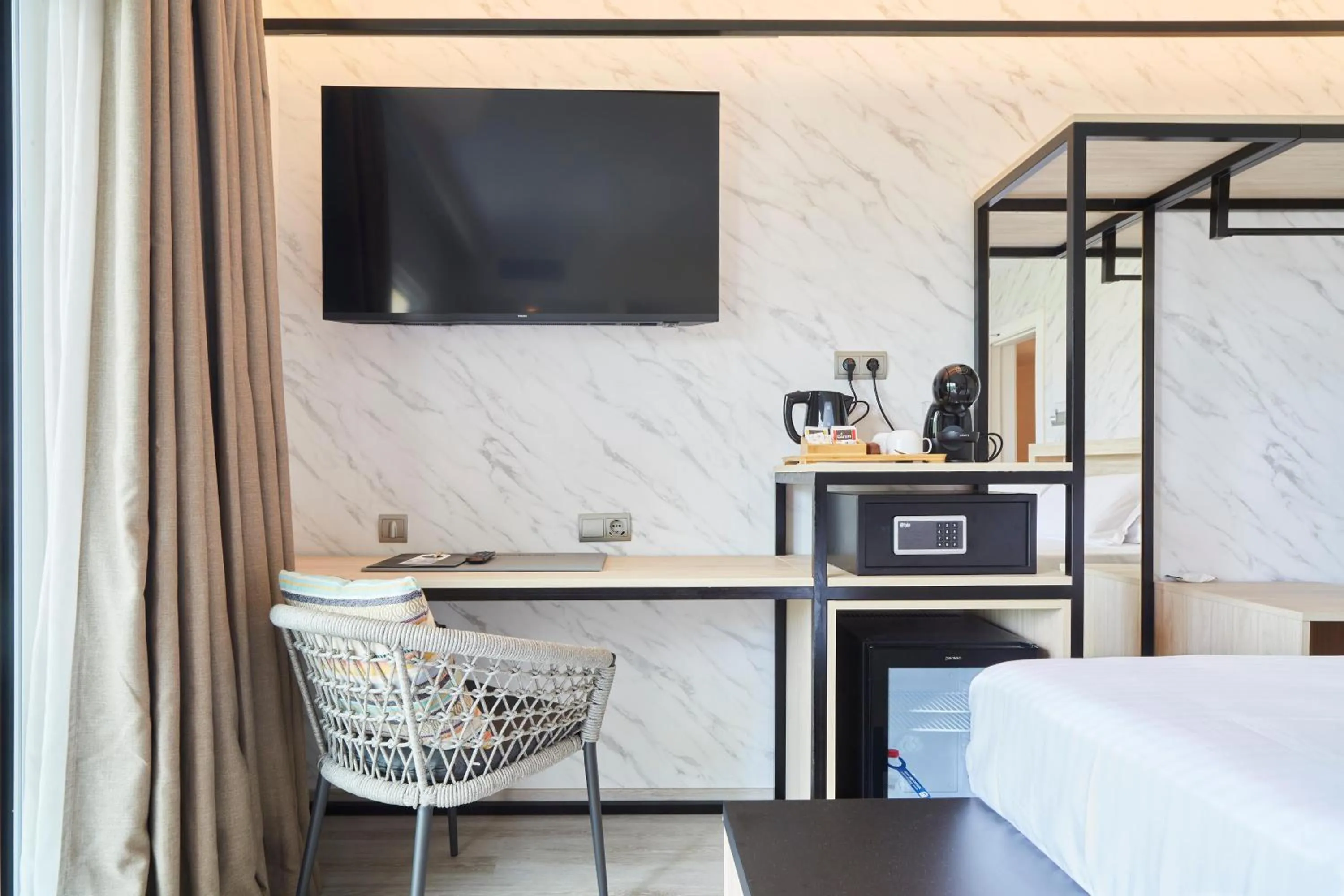 Photo of the whole room, Bed in Invisa Hotel Es Pla - Adults Only