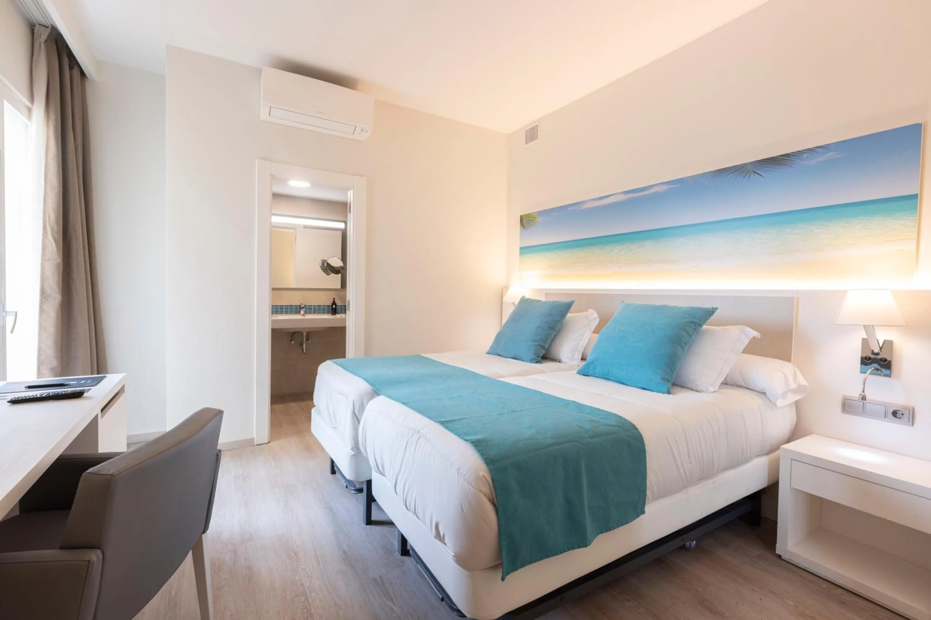 Bed in Invisa Hotel Es Pla - Adults Only