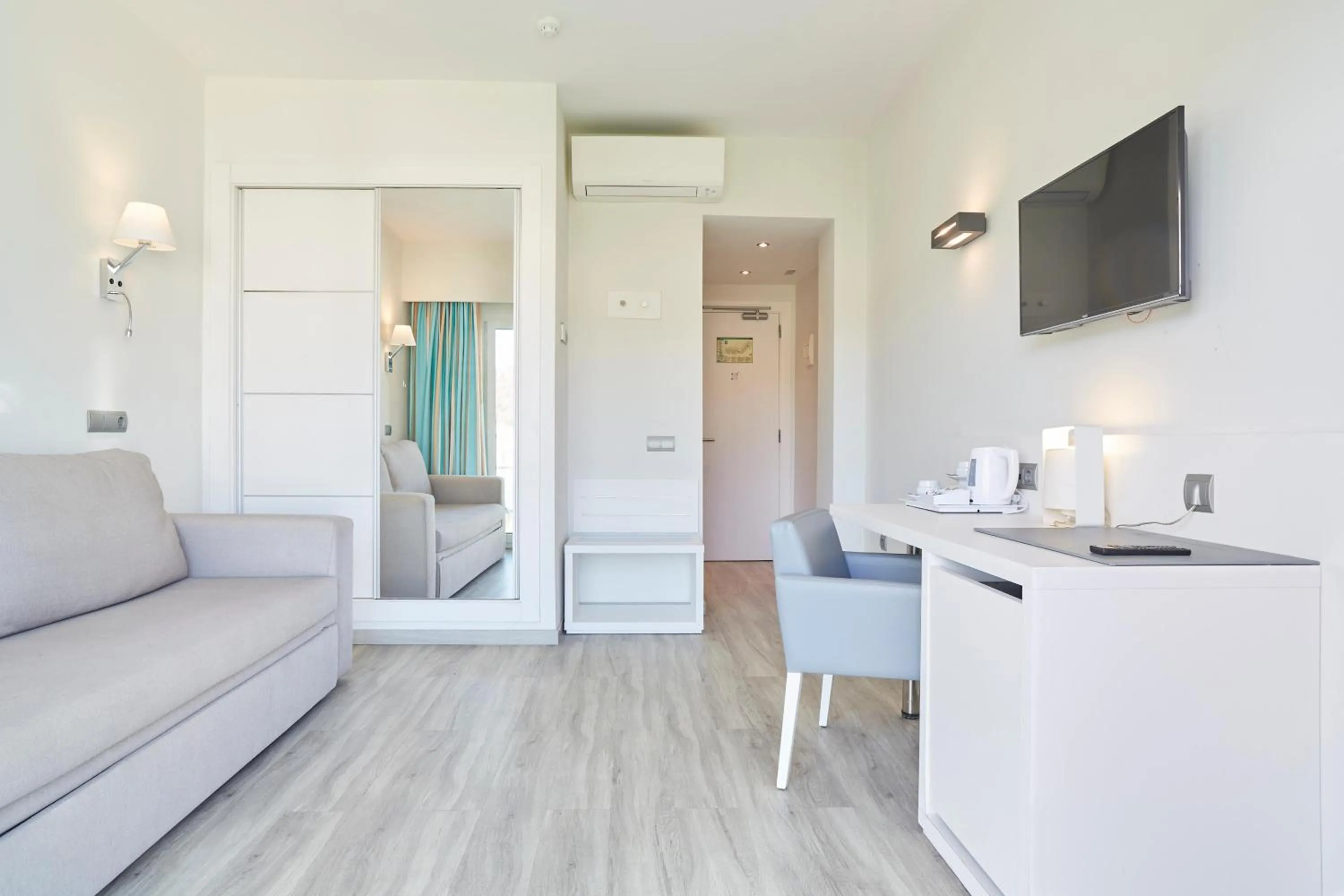 Photo of the whole room, Bed in Invisa Hotel Es Pla - Adults Only