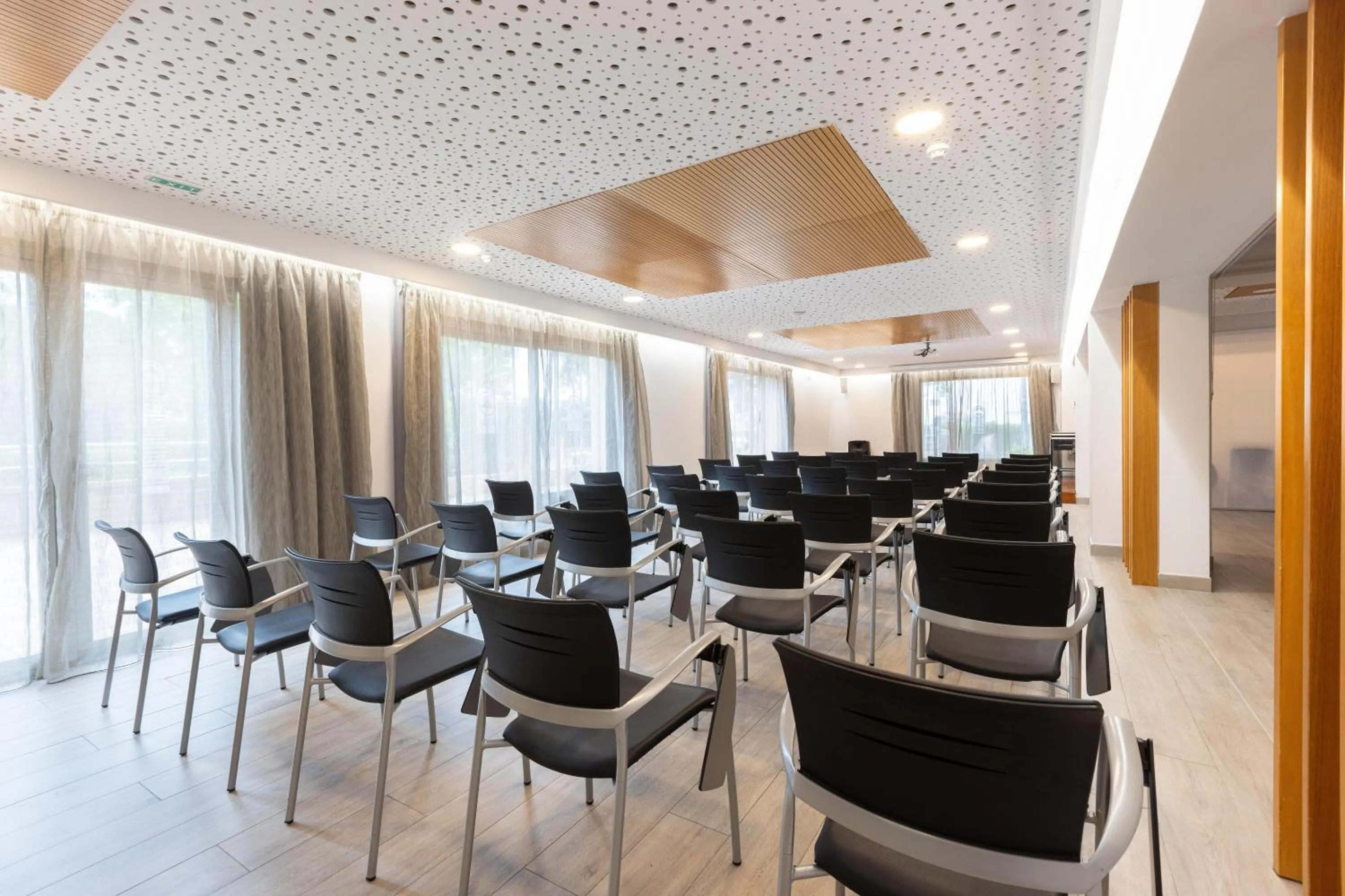 Meeting/conference room in Invisa Hotel Es Pla - Adults Only