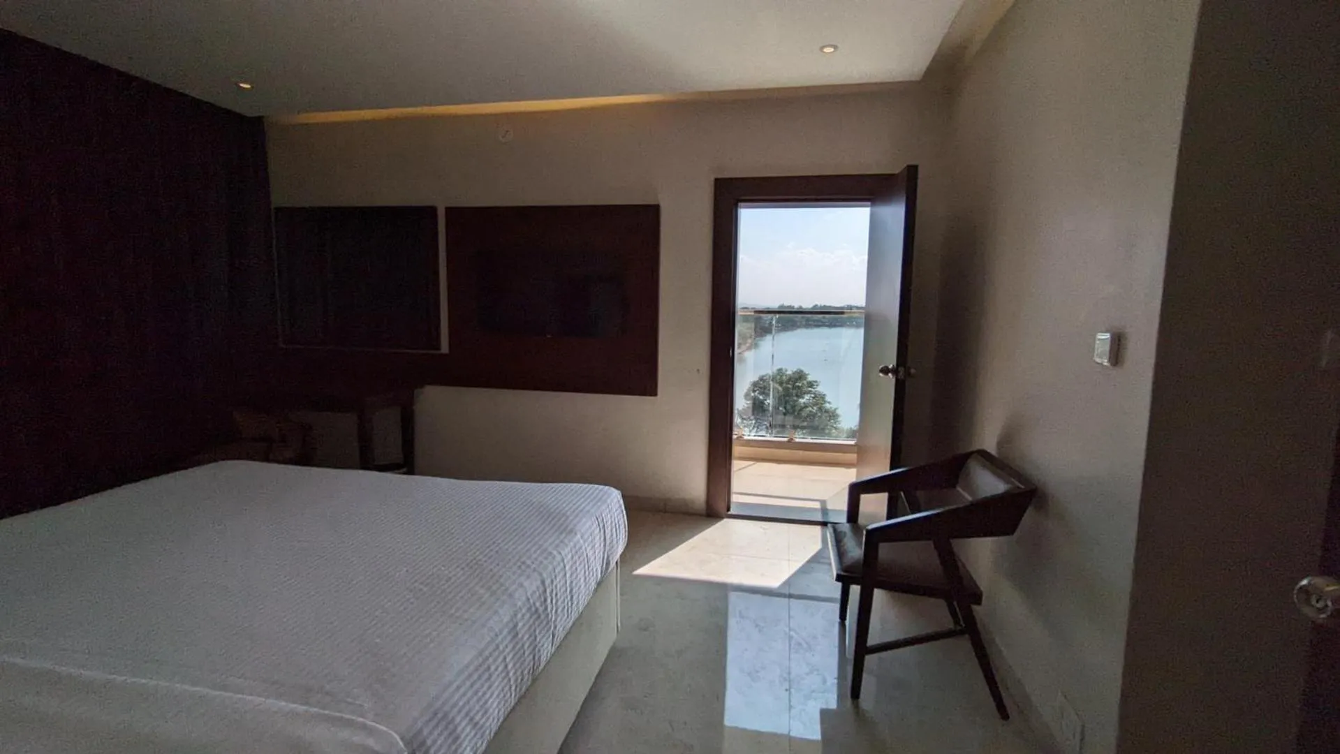 Bedroom, Bed in Mayur Belgaum Presidency Hotel & Spa