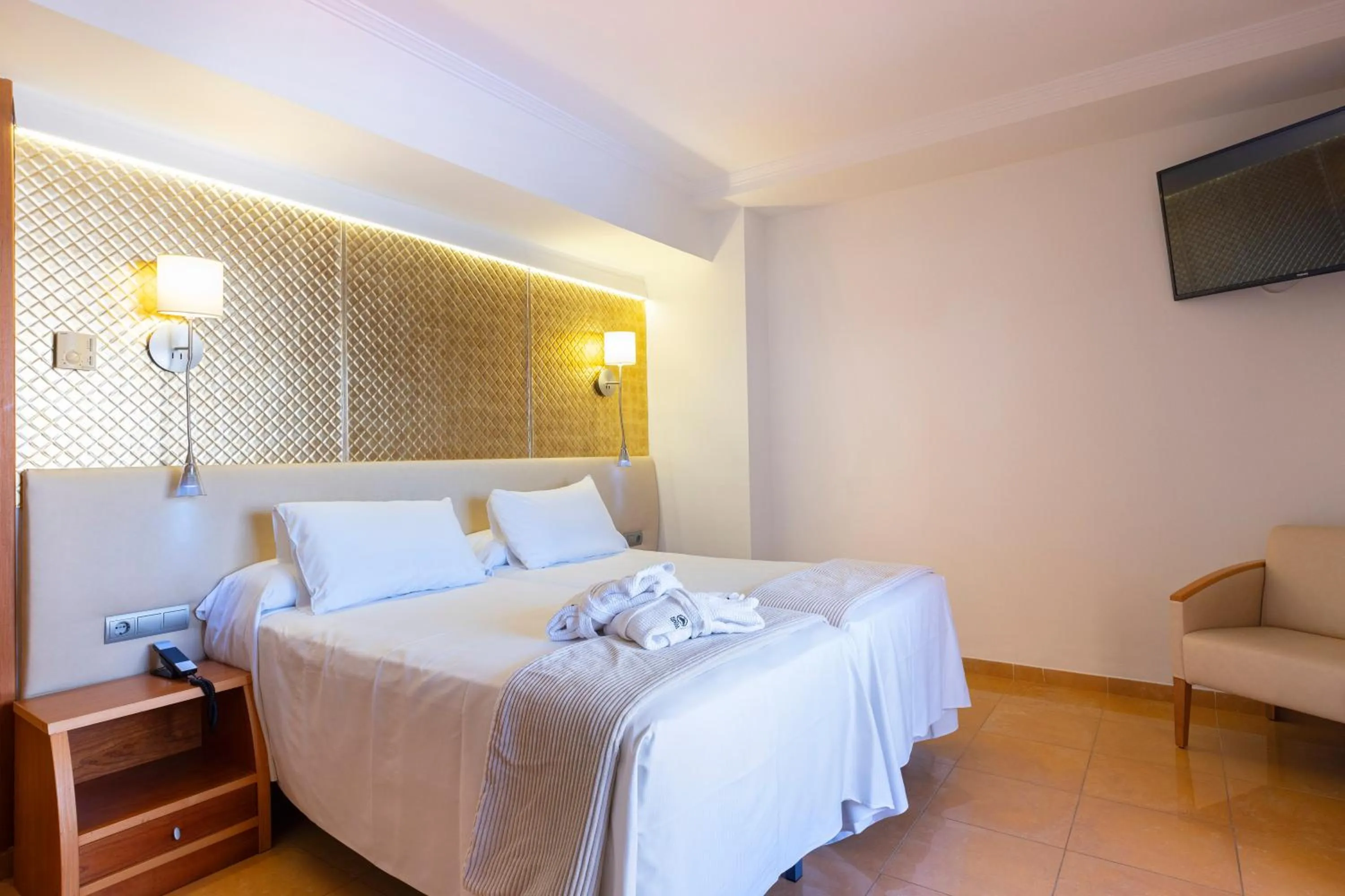 Bed in Invisa Hotel La Cala