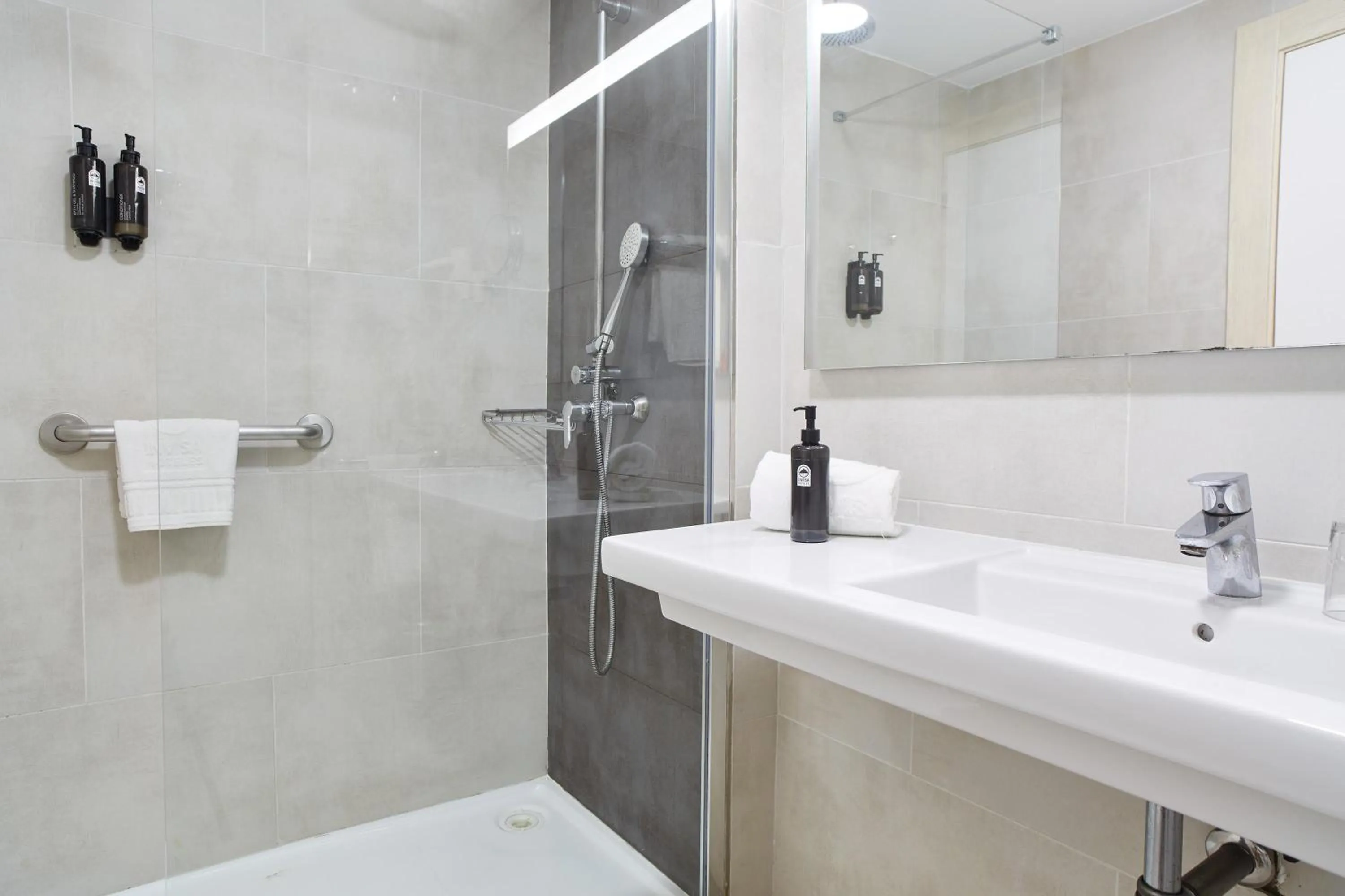 Bathroom in Invisa Hotel Club Cala Blanca