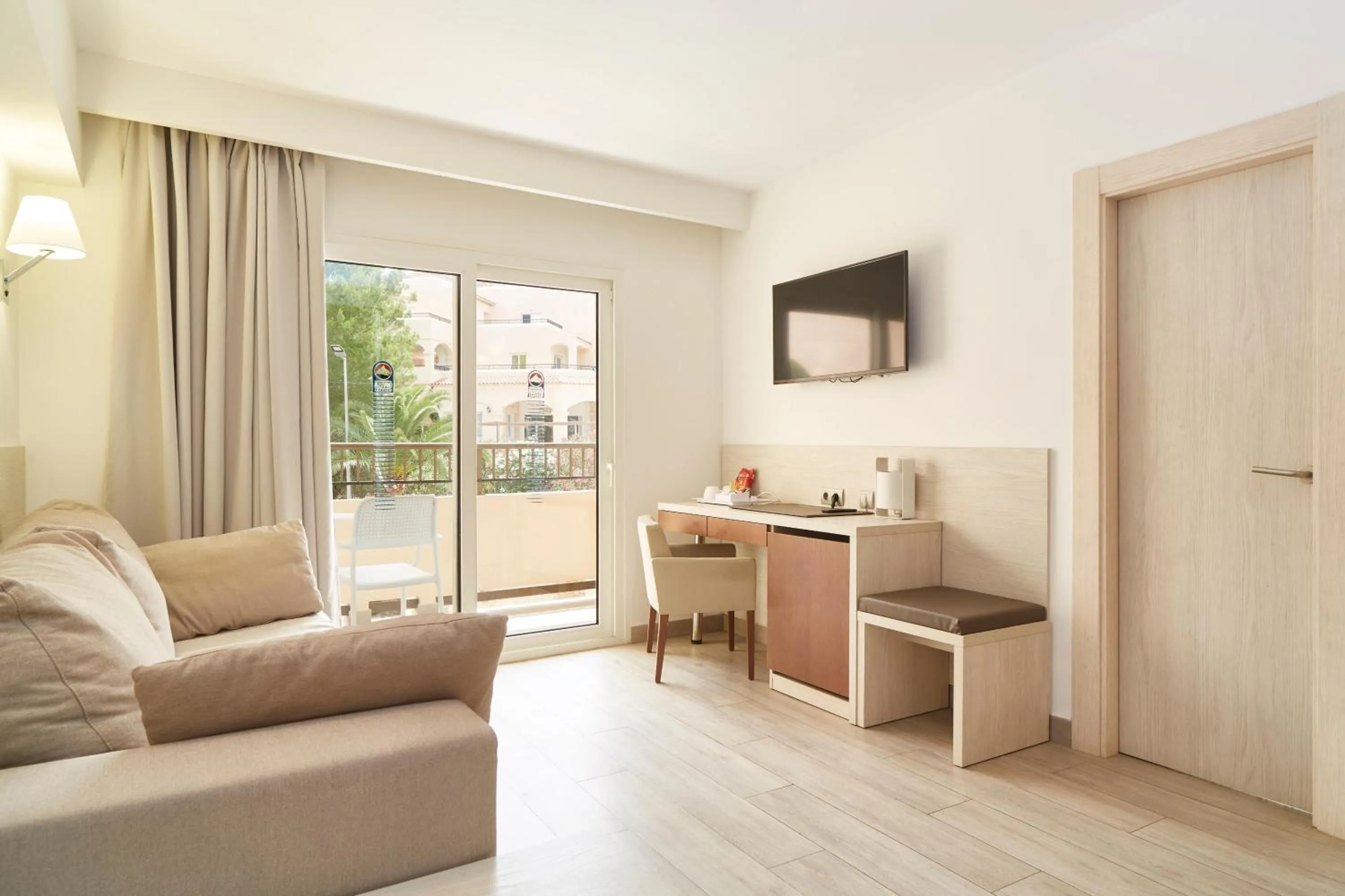 Photo of the whole room in Invisa Hotel Club Cala Blanca