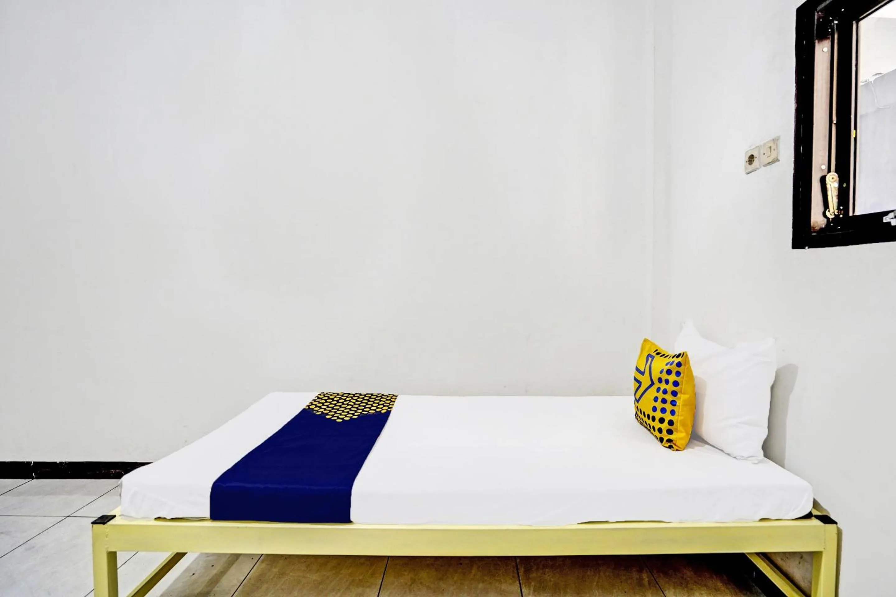 Bedroom, Bed in OYO Life 91947 Kost Barokah Syariah