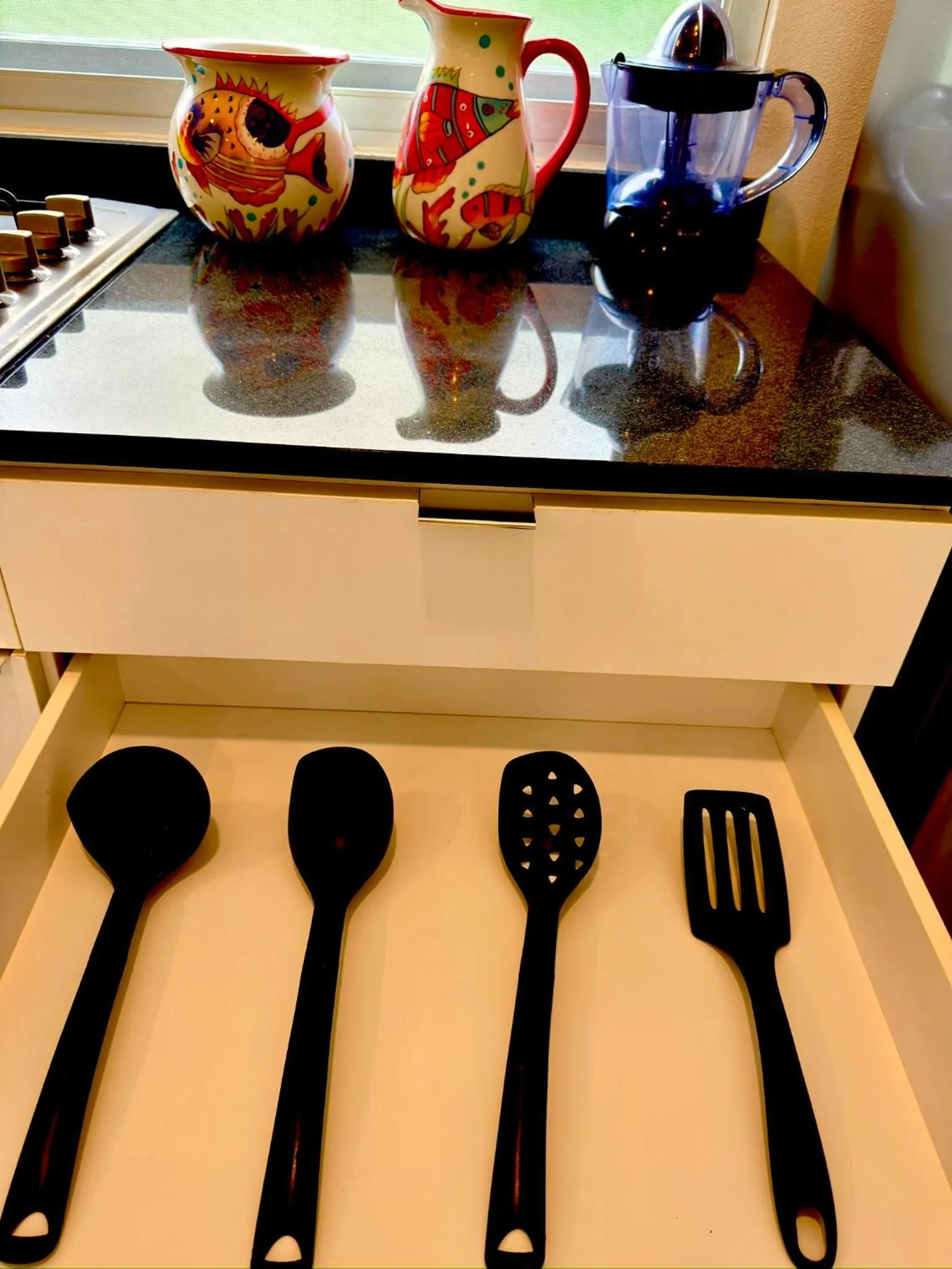 kitchen in Papaya Condo Acapulco Diamante -Solo Adultos