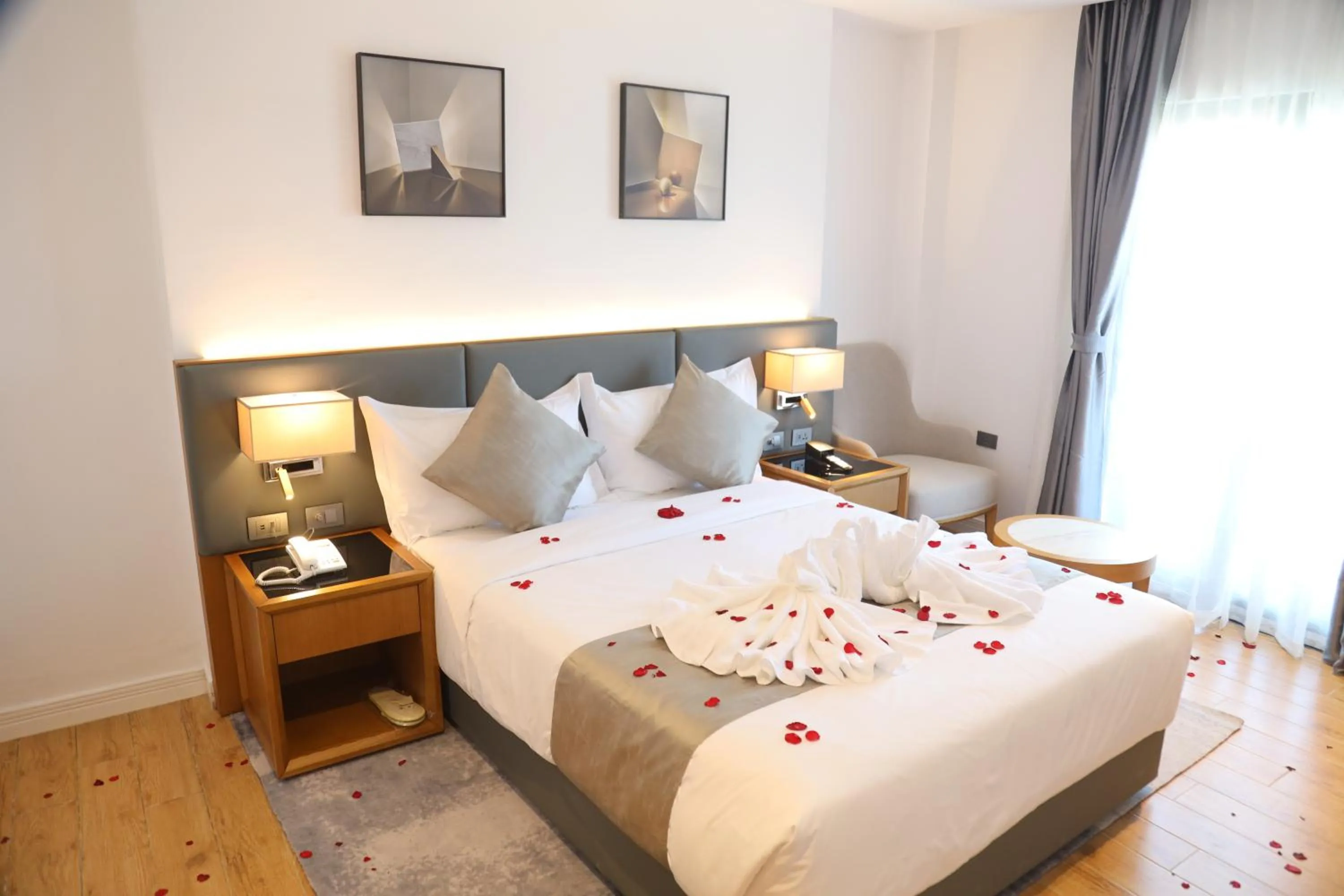 Bedroom, Bed in Hayes Hotel, Addis Ababa