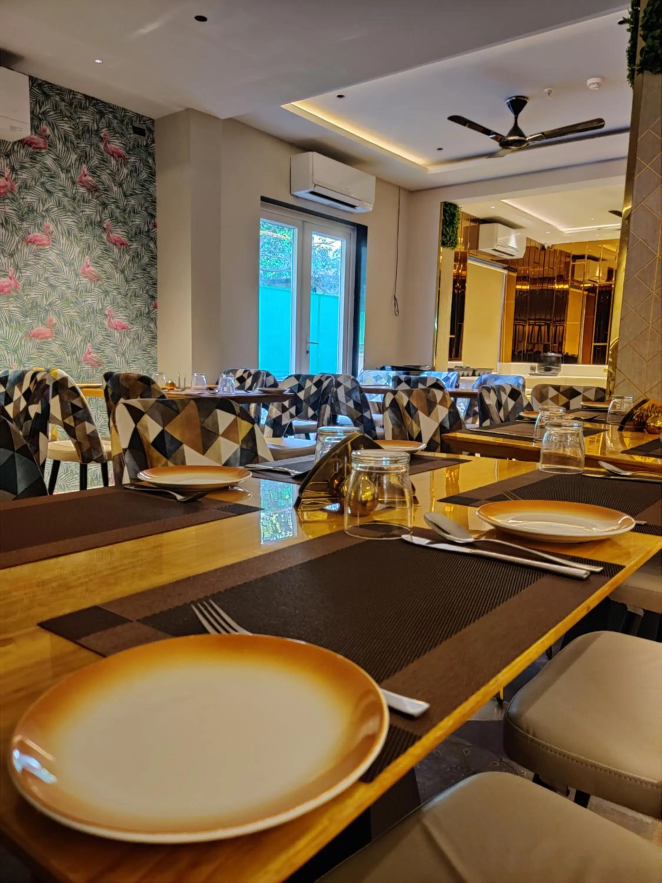 Restaurant/places to eat in Renest Calangute Goa