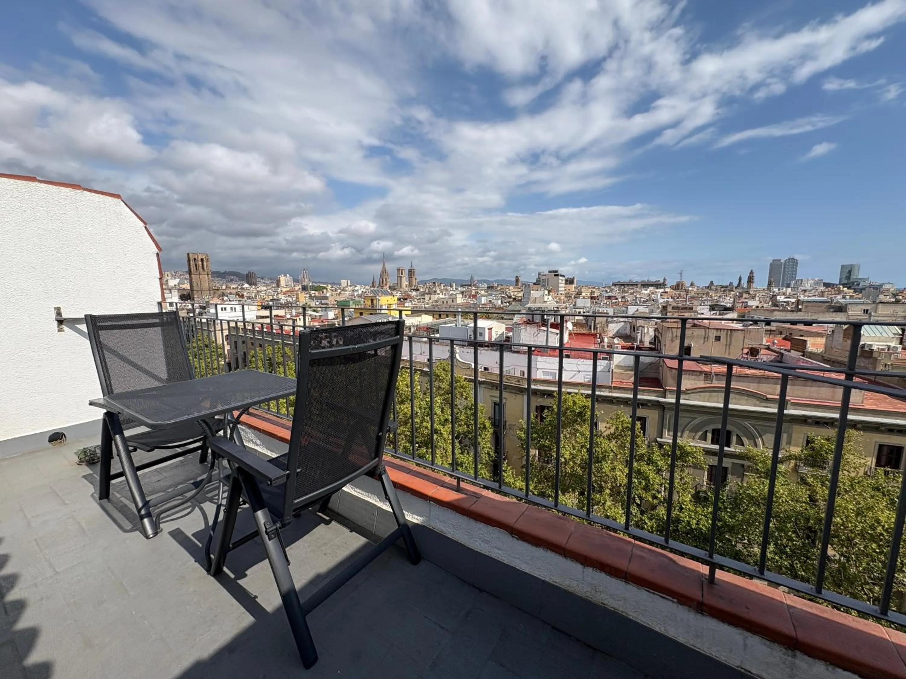 City view in Ramblas Hotel