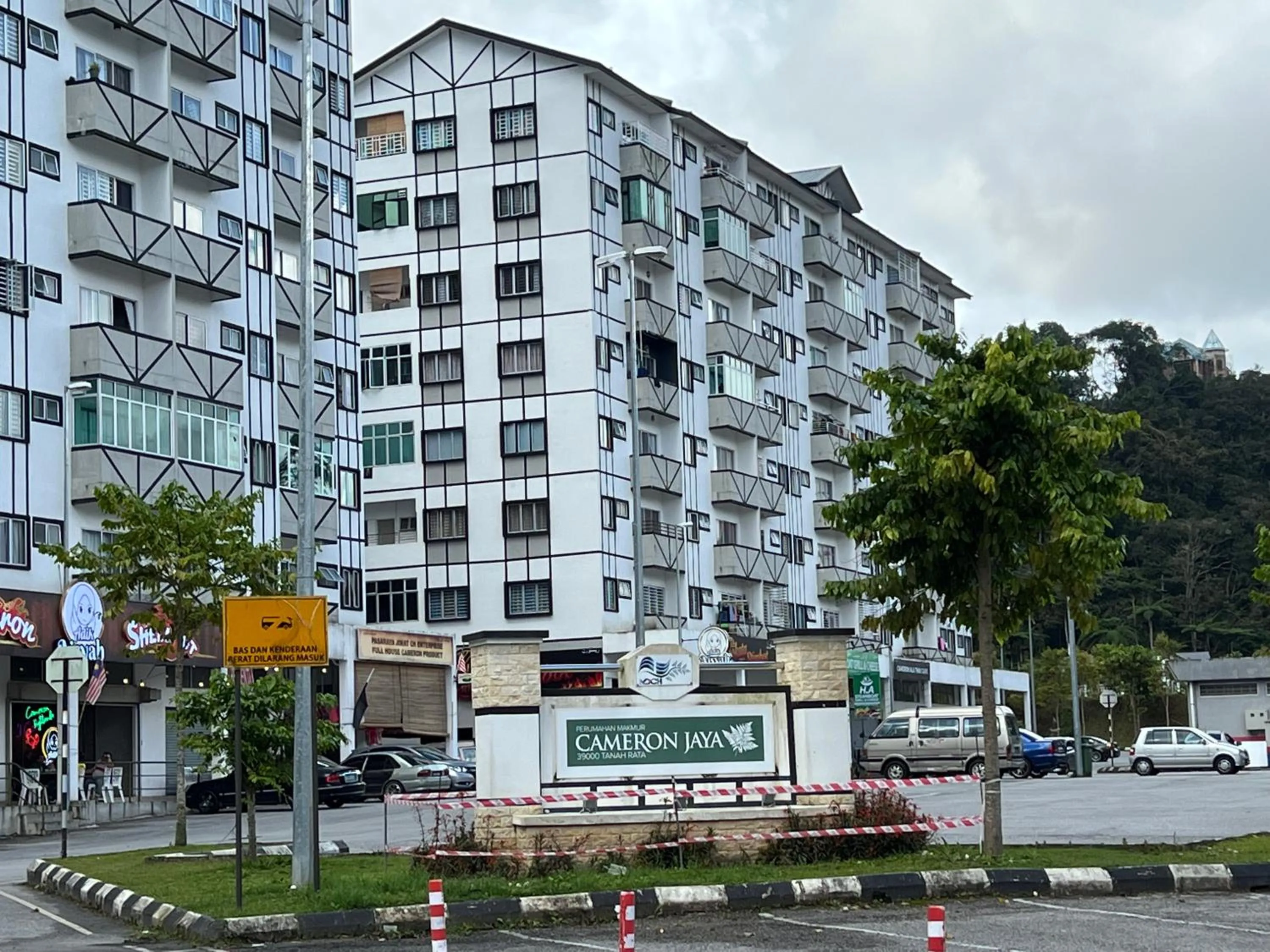 Neighbourhood in Cozystay @ The Quintet, Cameron