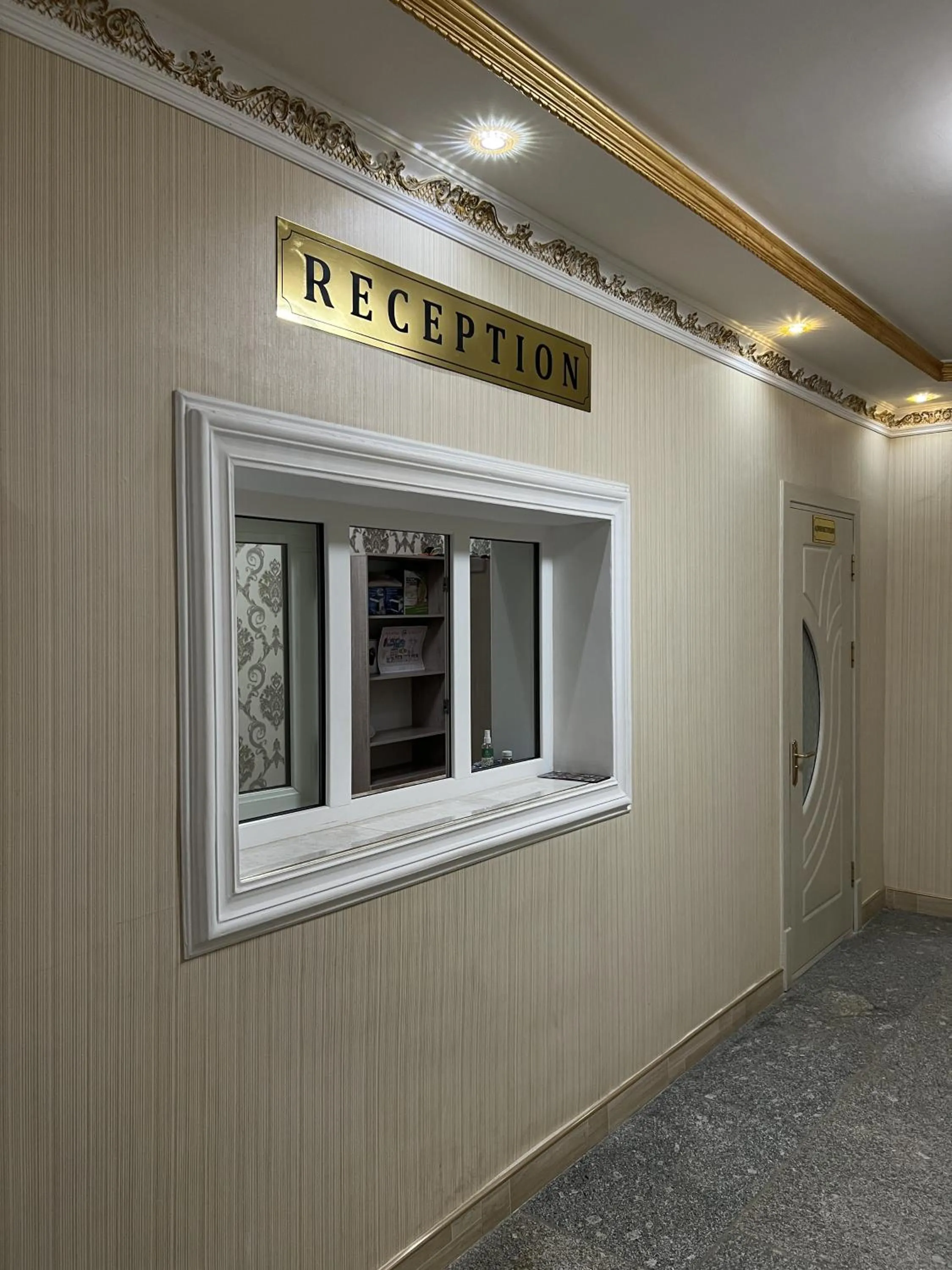 Lobby or reception in Diyora Hostel