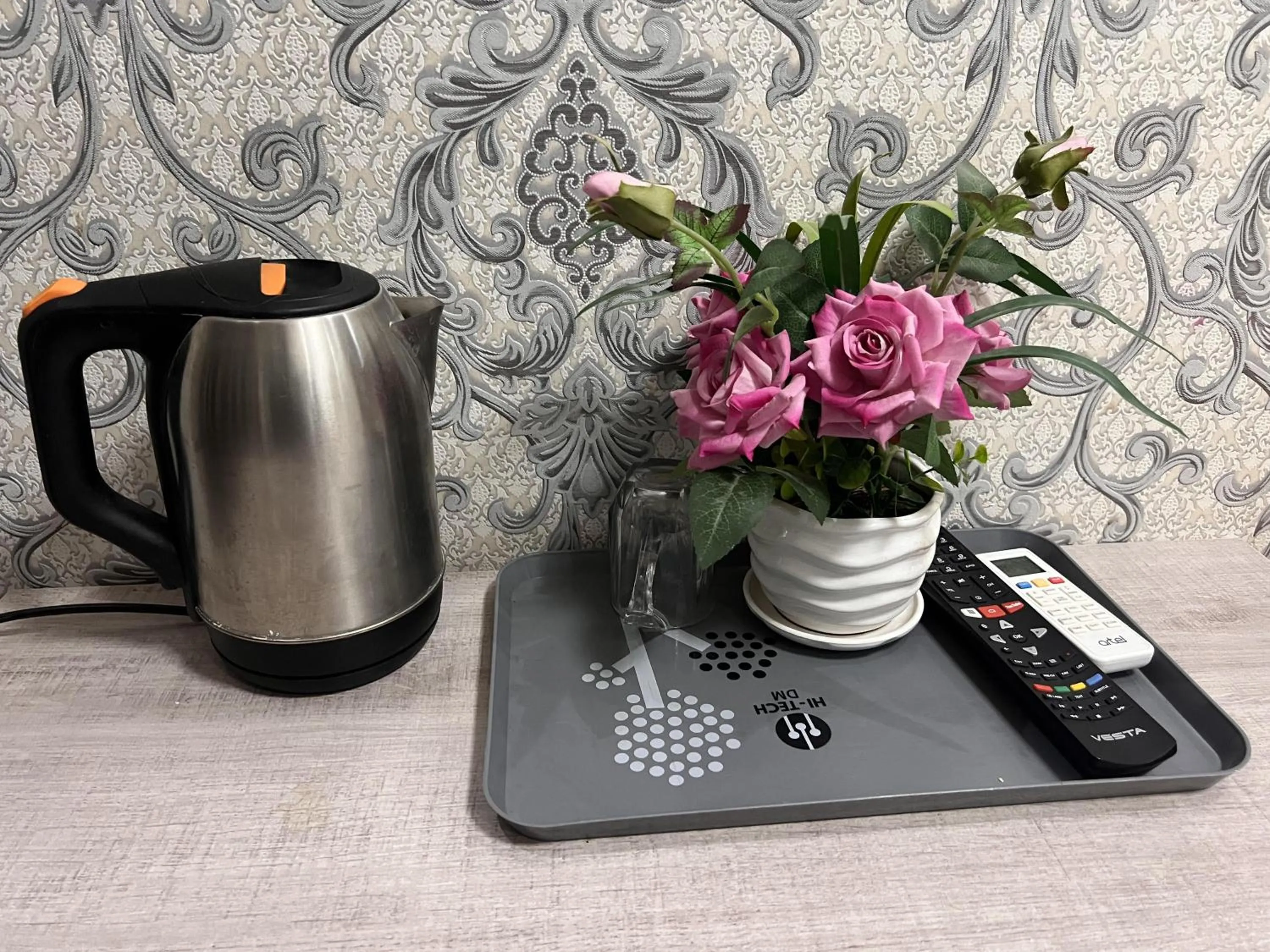 Coffee/tea facilities in Diyora Hostel