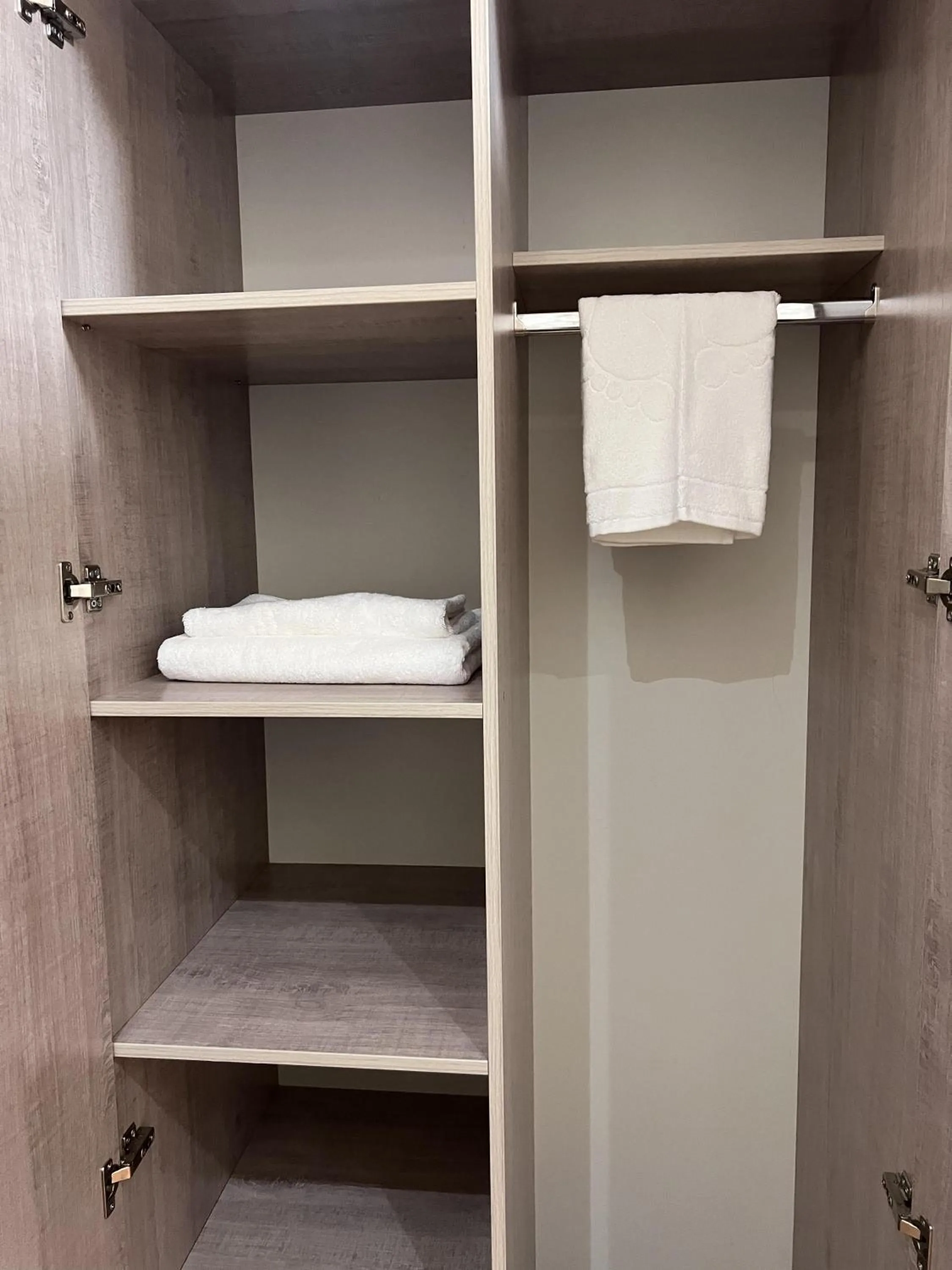 towels in Diyora Hostel