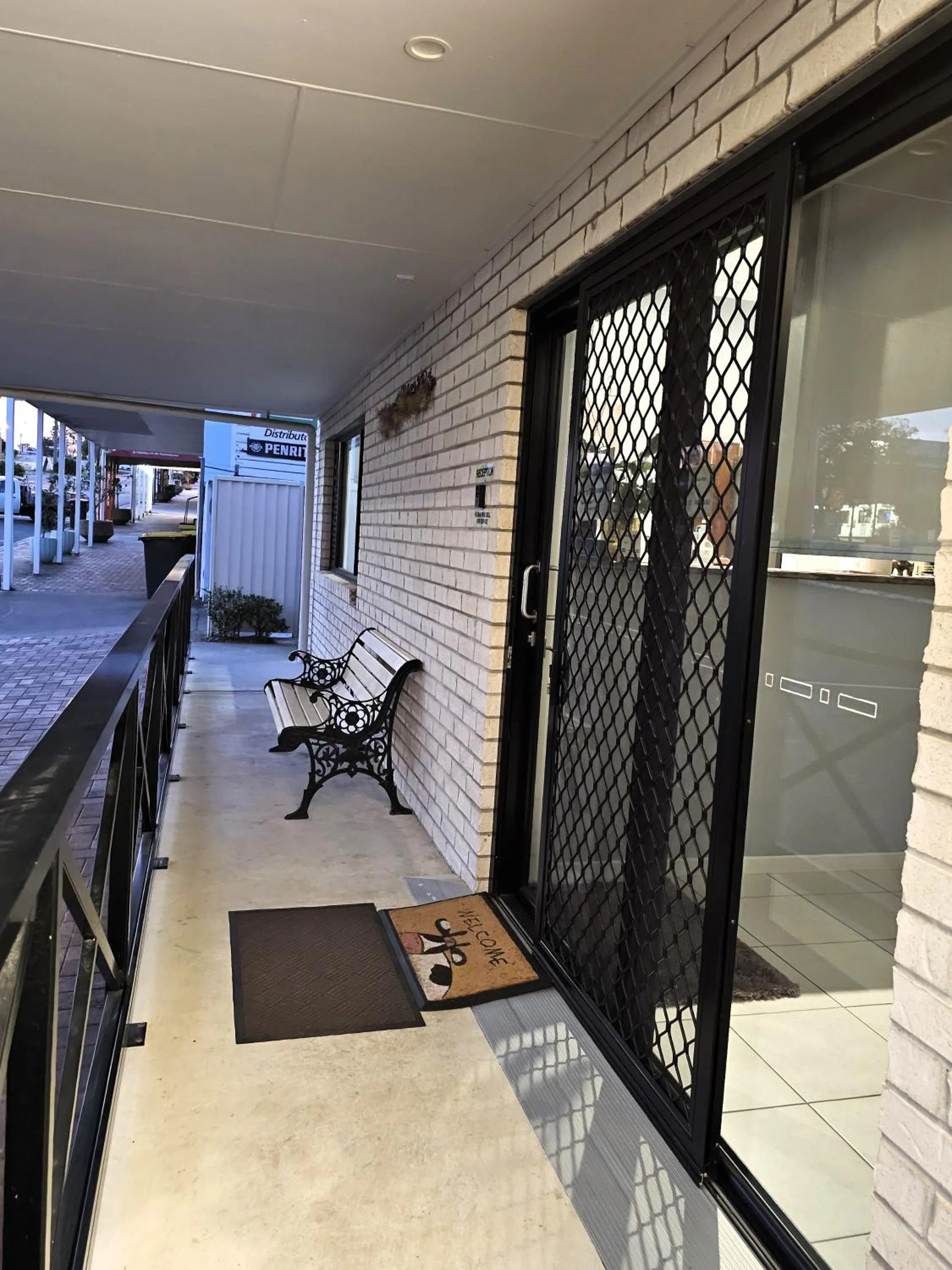 Patio in Kilcoy Motel