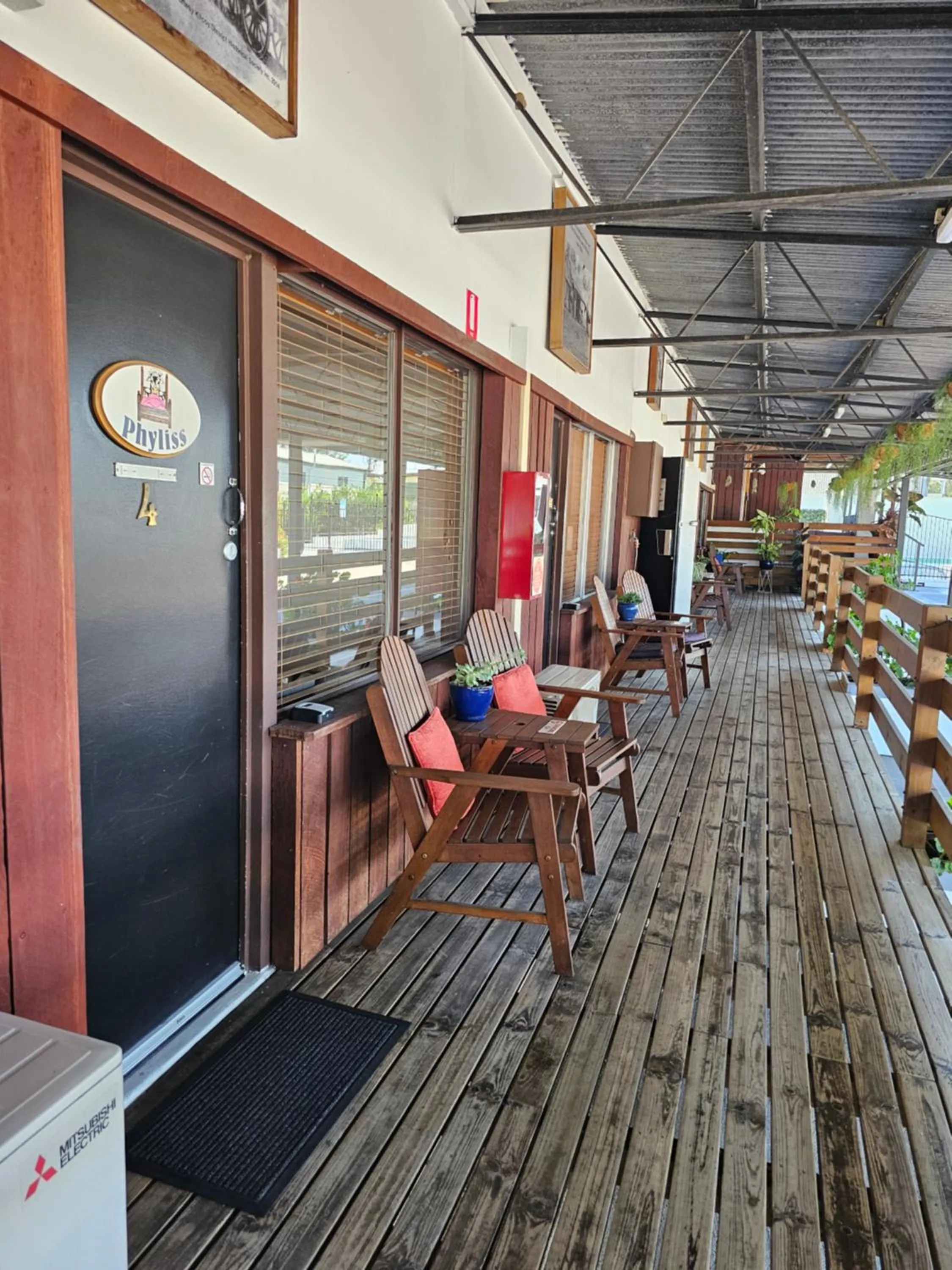 Patio in Kilcoy Motel