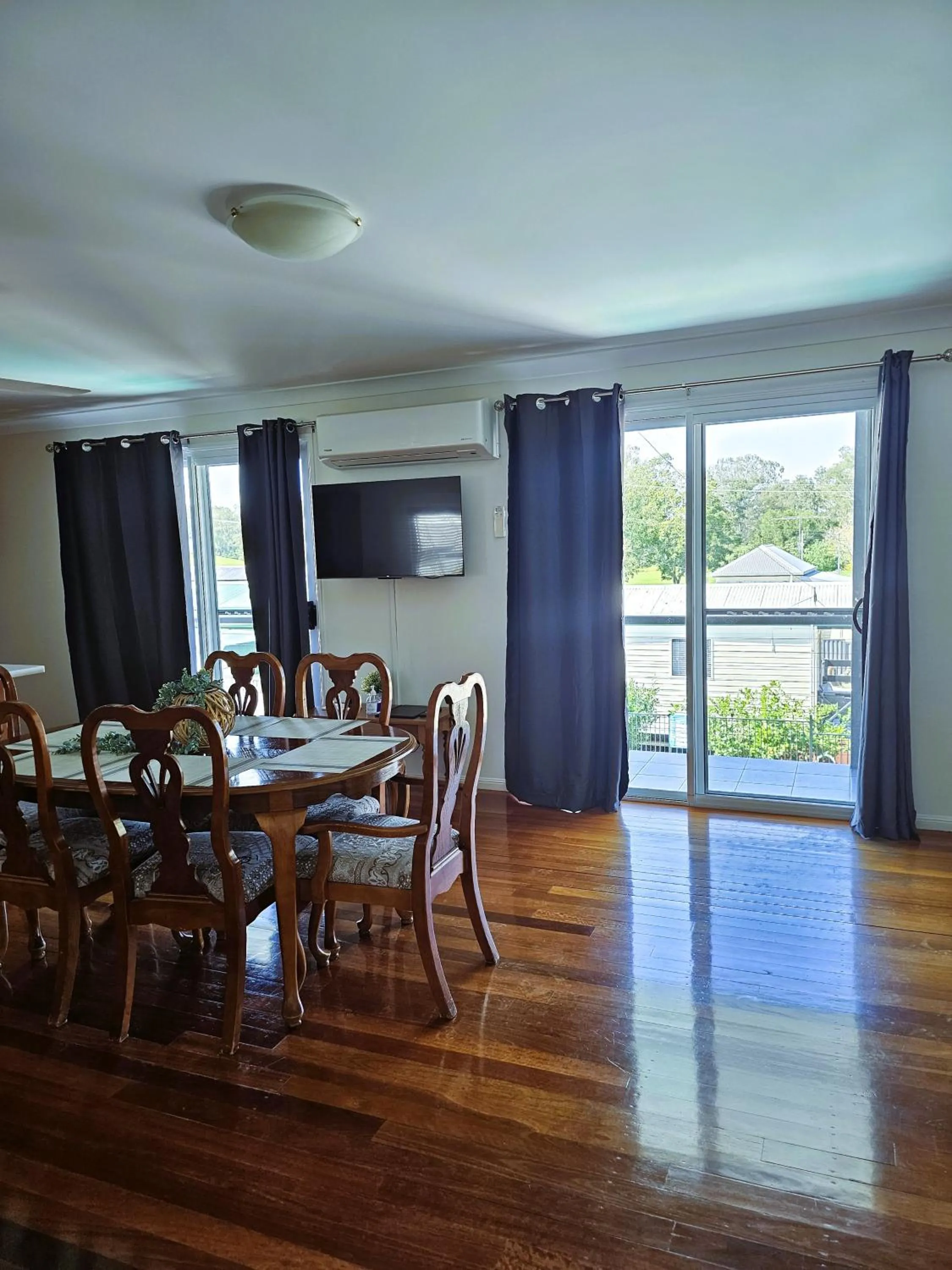 TV and multimedia in Kilcoy Motel