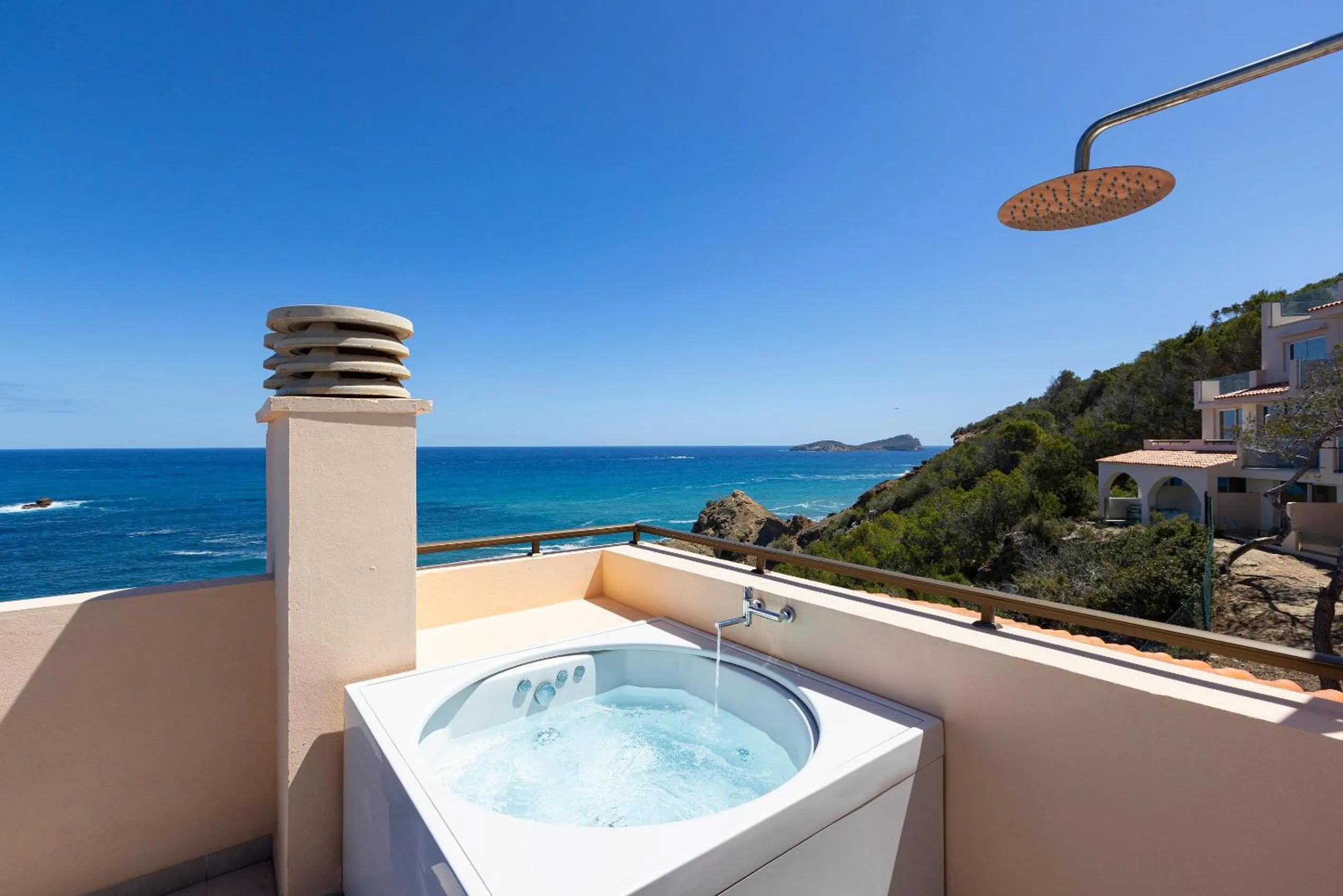 Photo of the whole room in Invisa Hotel Club Cala Verde