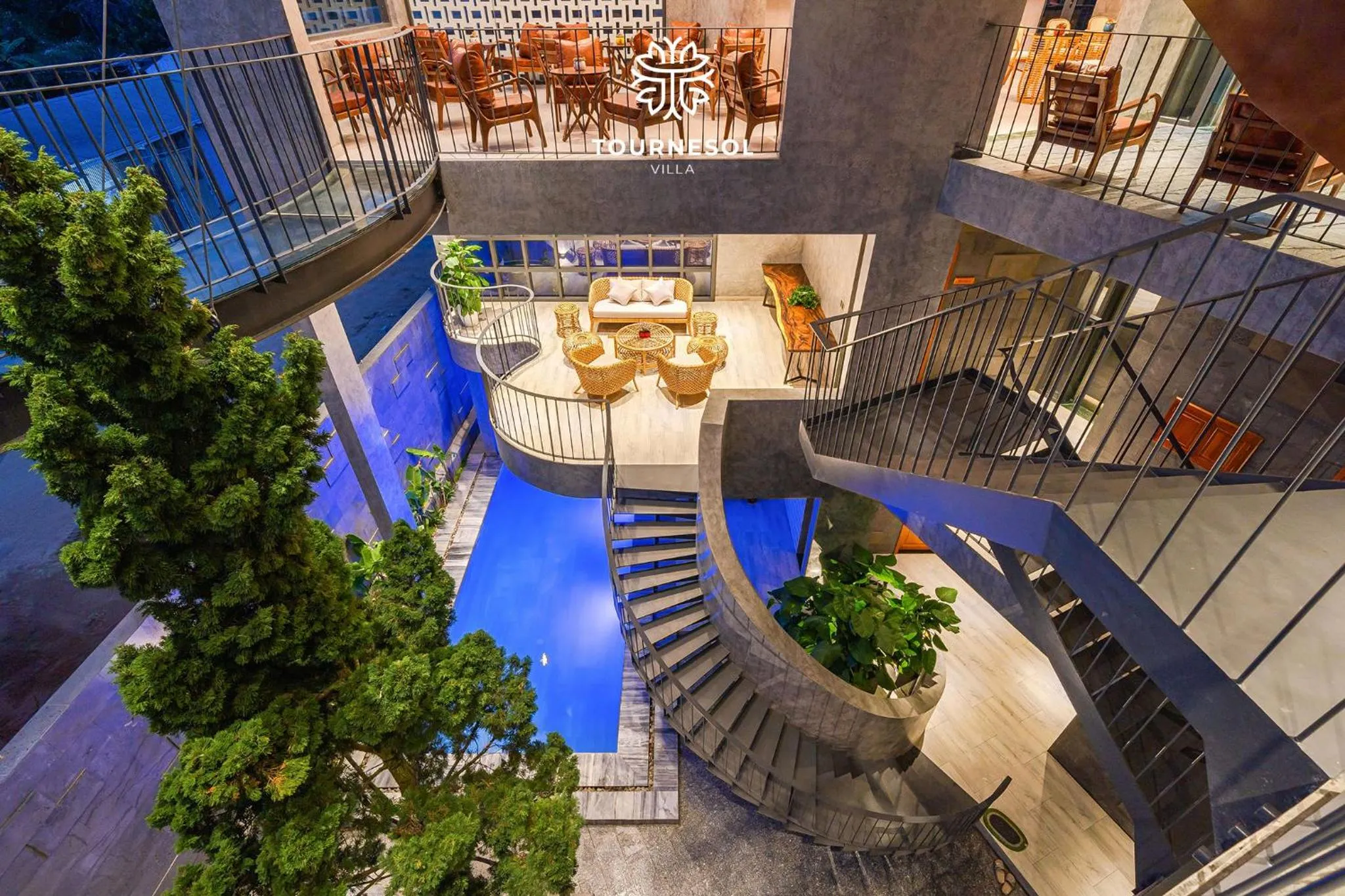 Night in Tournesol Villa Dalat