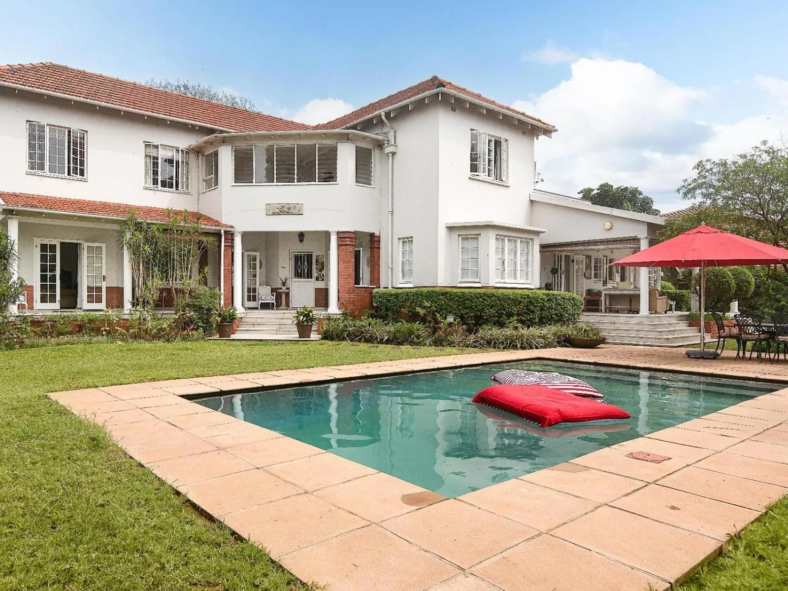 Facade/entrance in Isoyi On The Mill