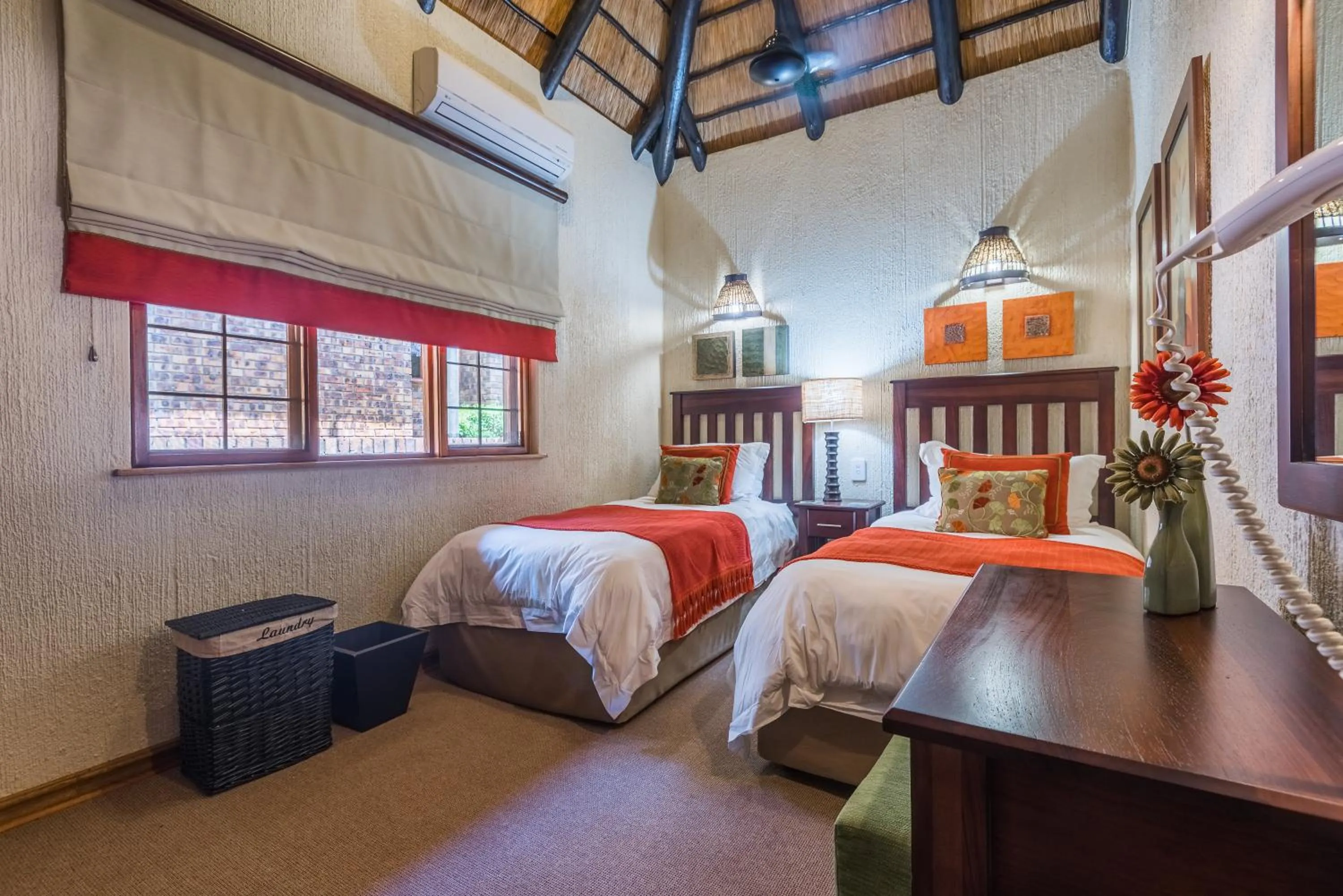 Bedroom, Bed in Kruger Park Lodge Unit No 521 with Private Pool