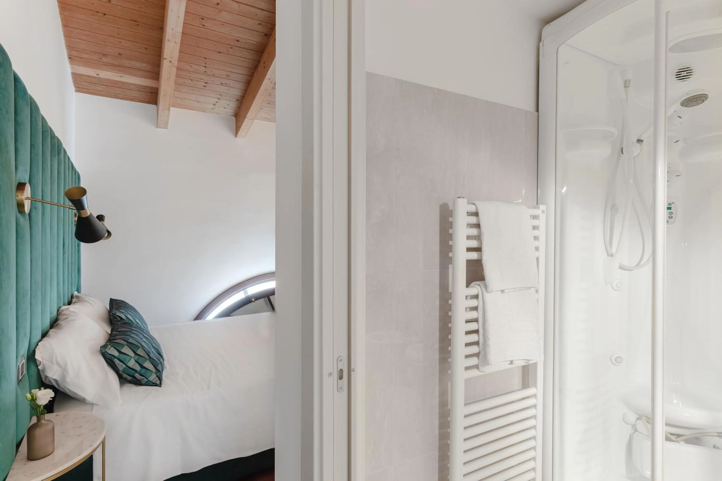 Bathroom in Torre Capranica