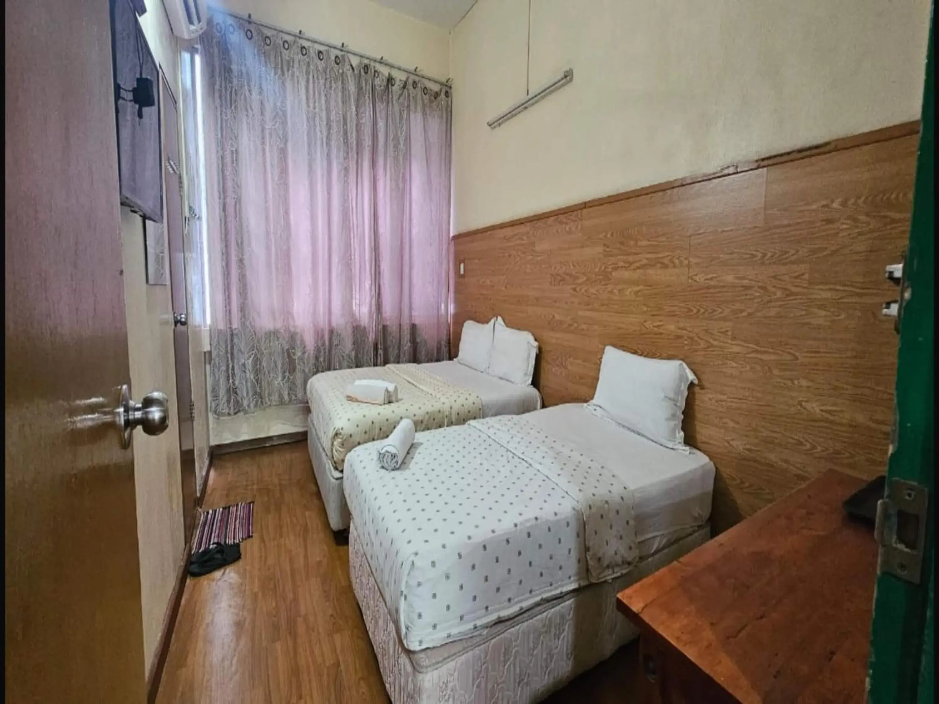 Deluxe Triple Room - single occupancy in Hotel O Sianglory Inn Deluxe Triple Room - single occupancy in Hotel O Sianglory Inn