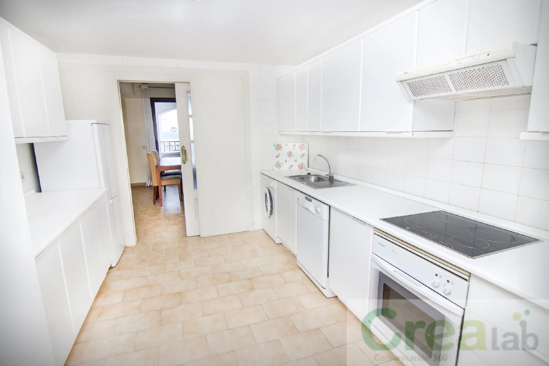 Kitchen or kitchenette in Park Plaza Suites Apartamentos