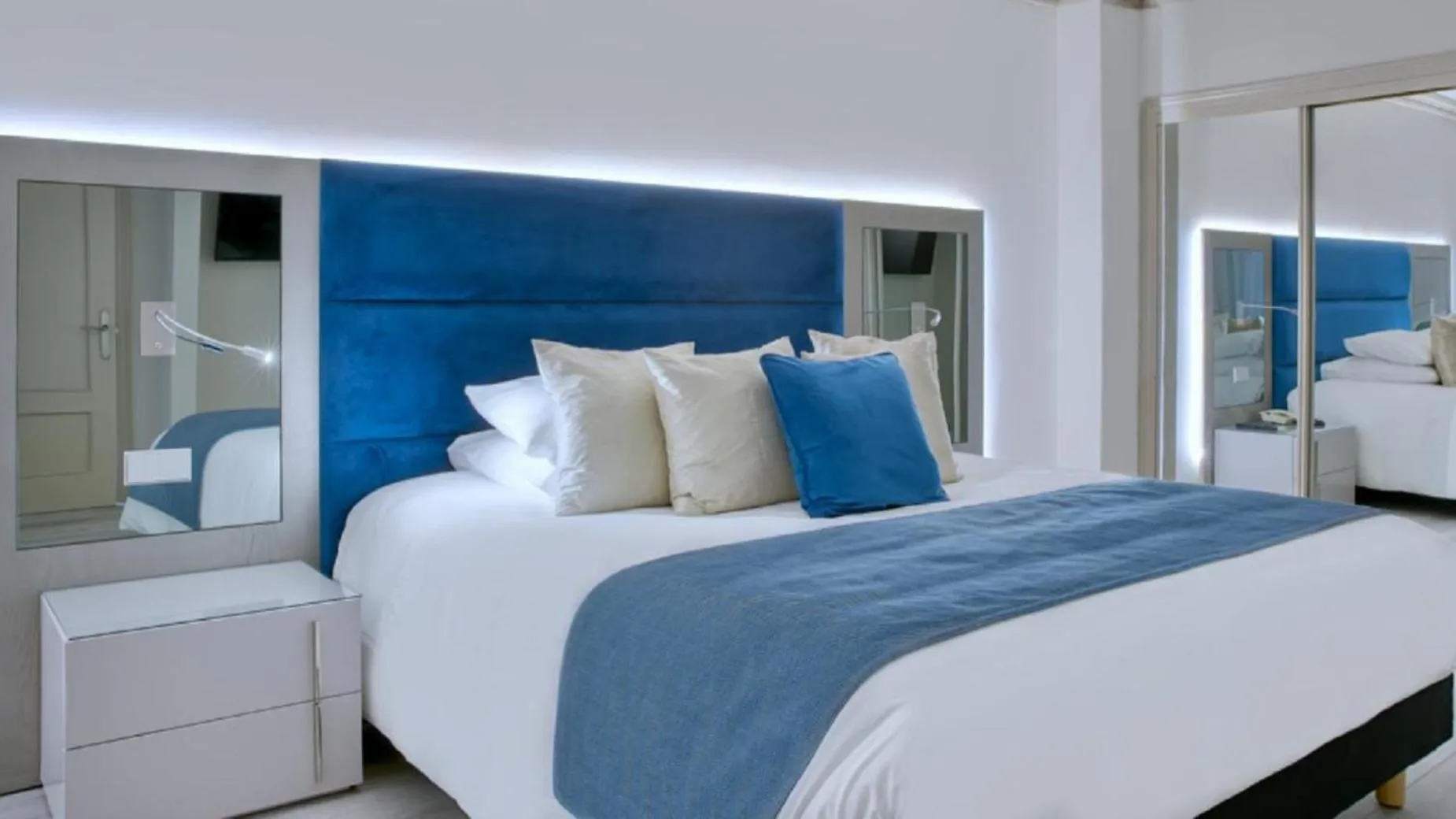 Bed in Boutique Hotel B51